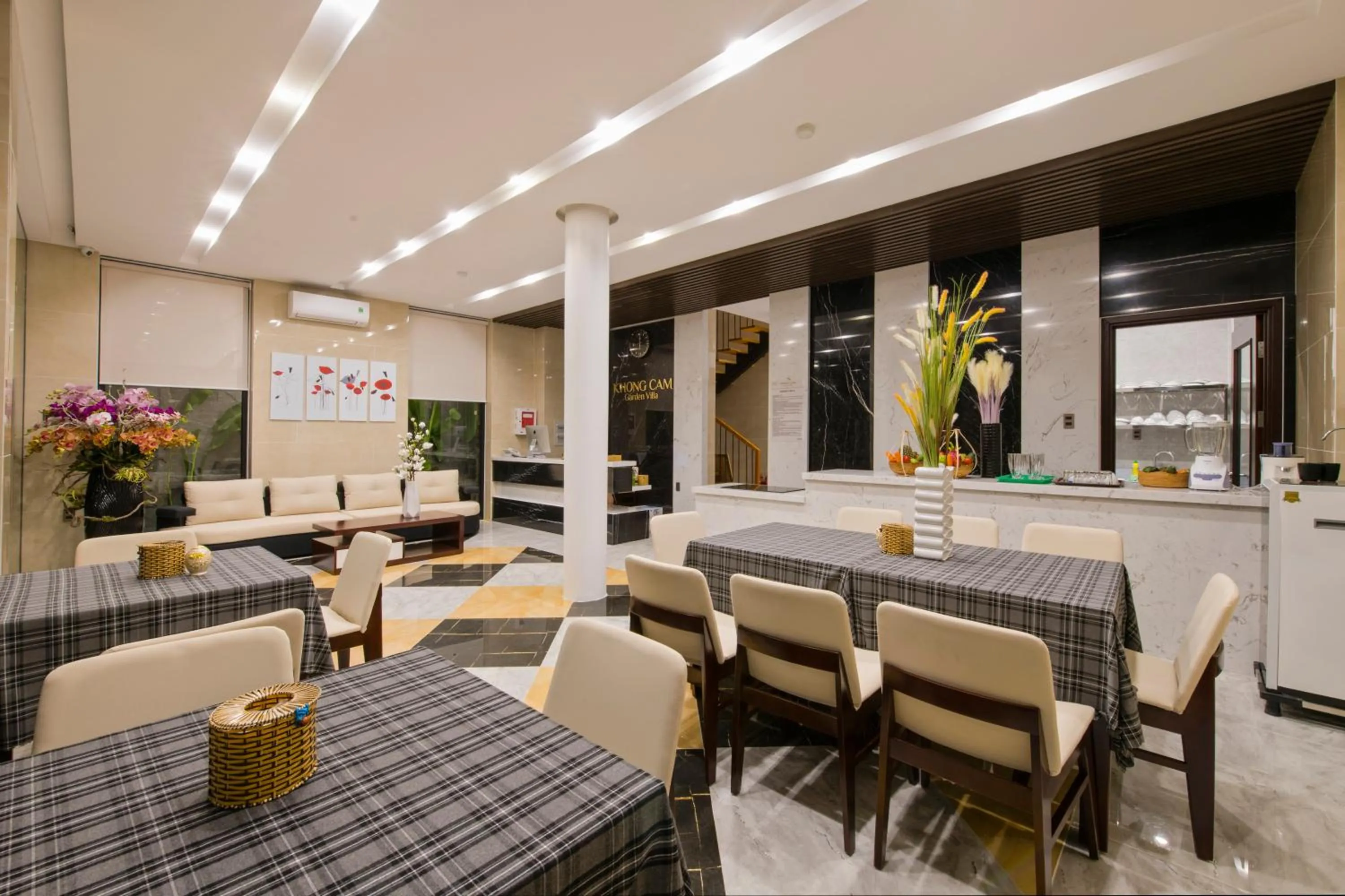 Restaurant/places to eat in Khong Cam Garden Villas