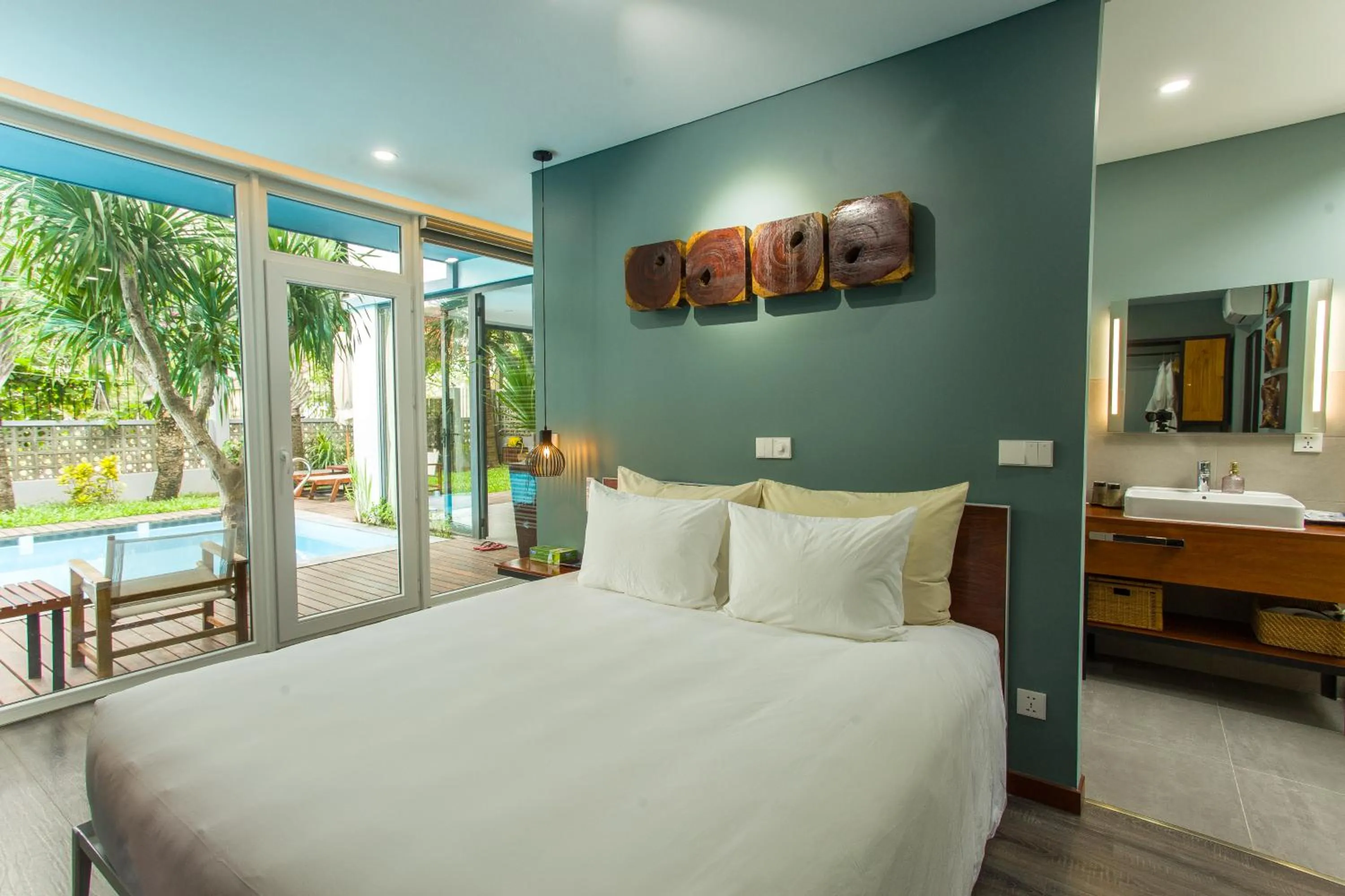 Bed in An Bang beach Chay Villas