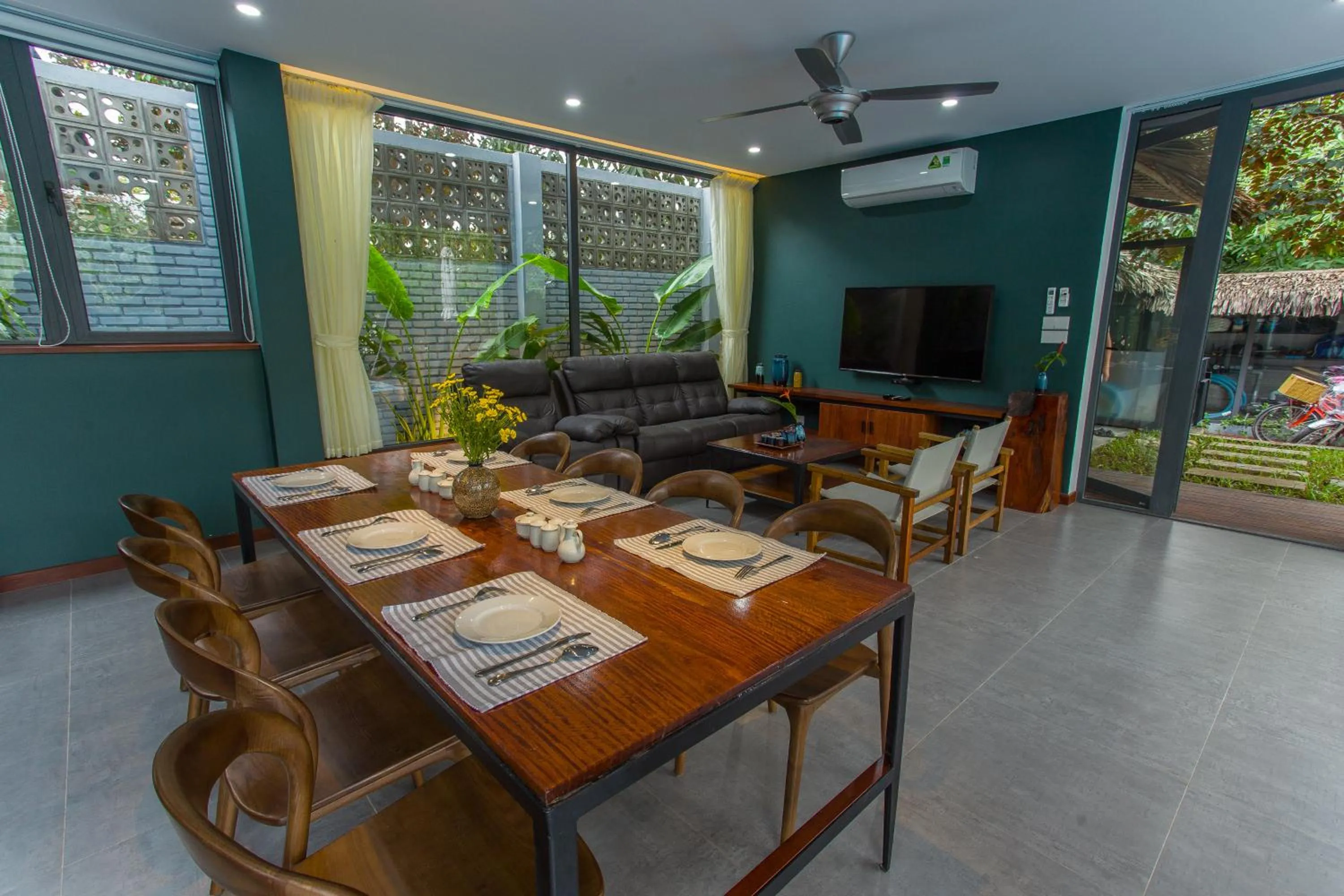 Evening entertainment in An Bang beach Chay Villas