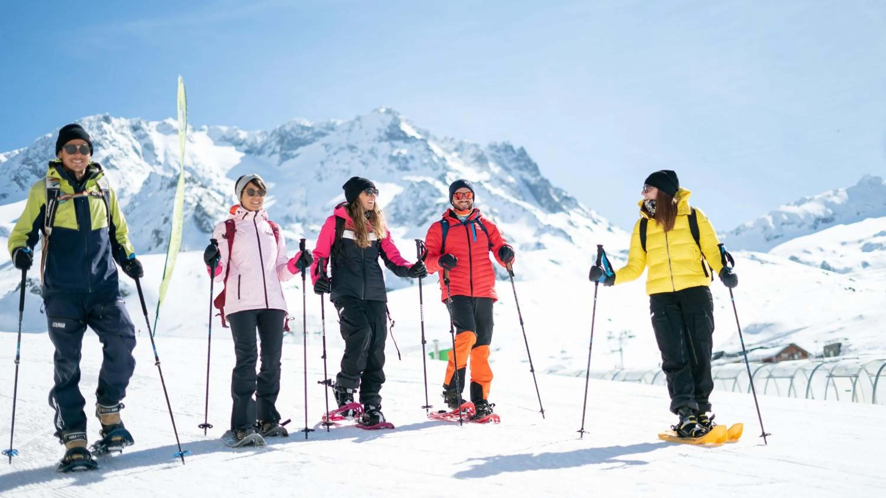 Hiking in Chalet des Neiges Oz en Oisans