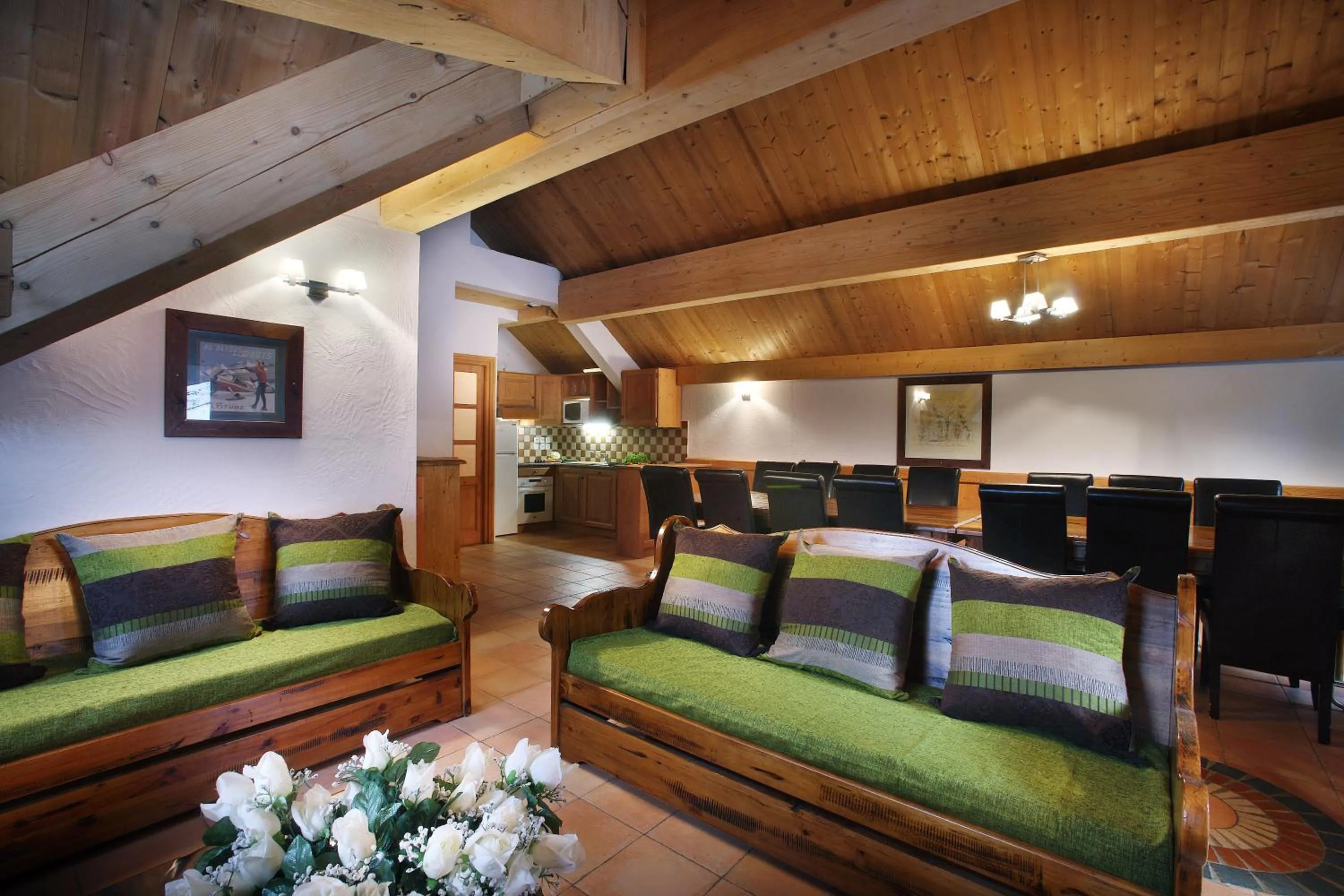 Living room in Chalet des Neiges Oz en Oisans