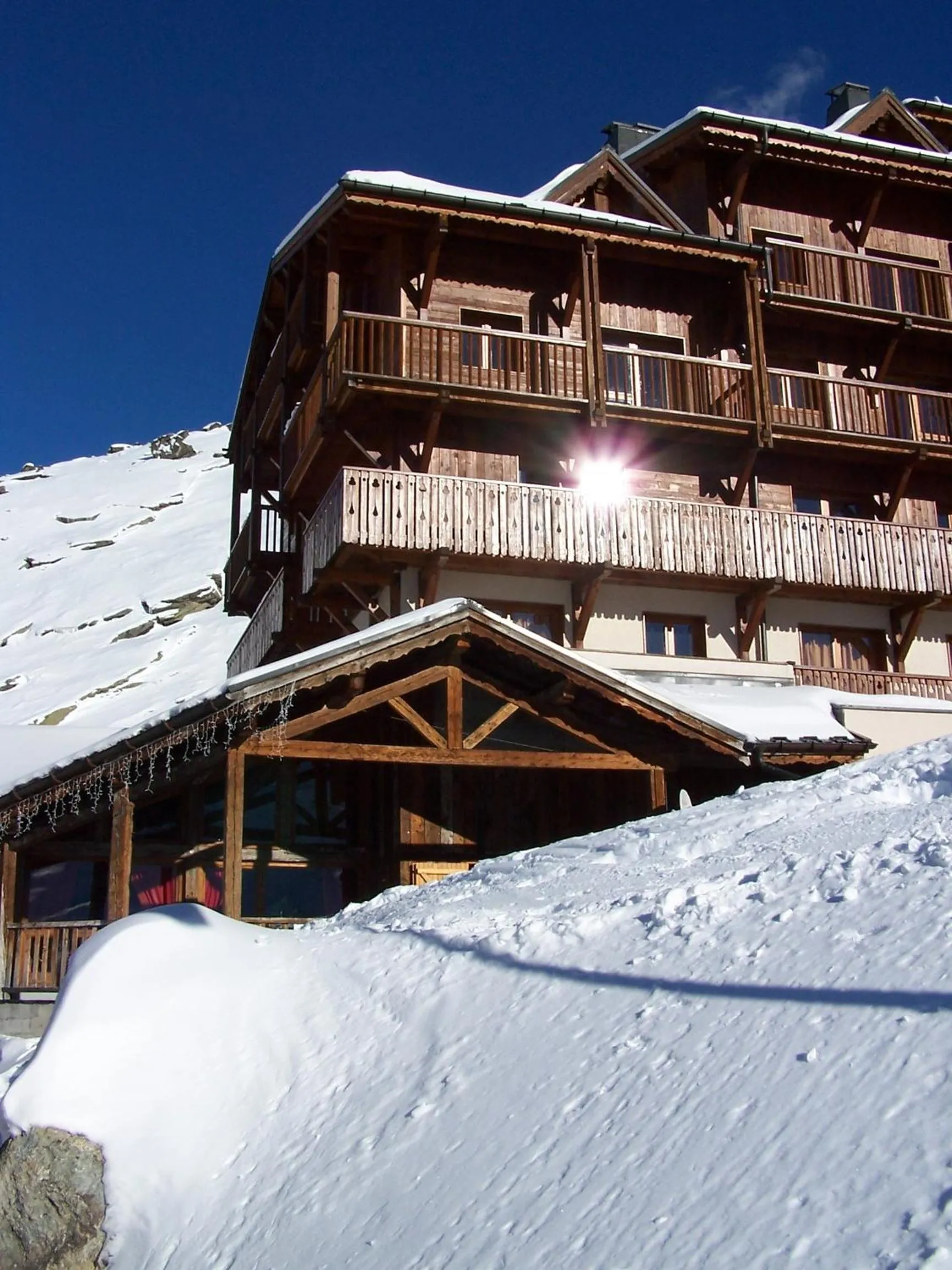 Facade/entrance in Chalet des Neiges Hermine