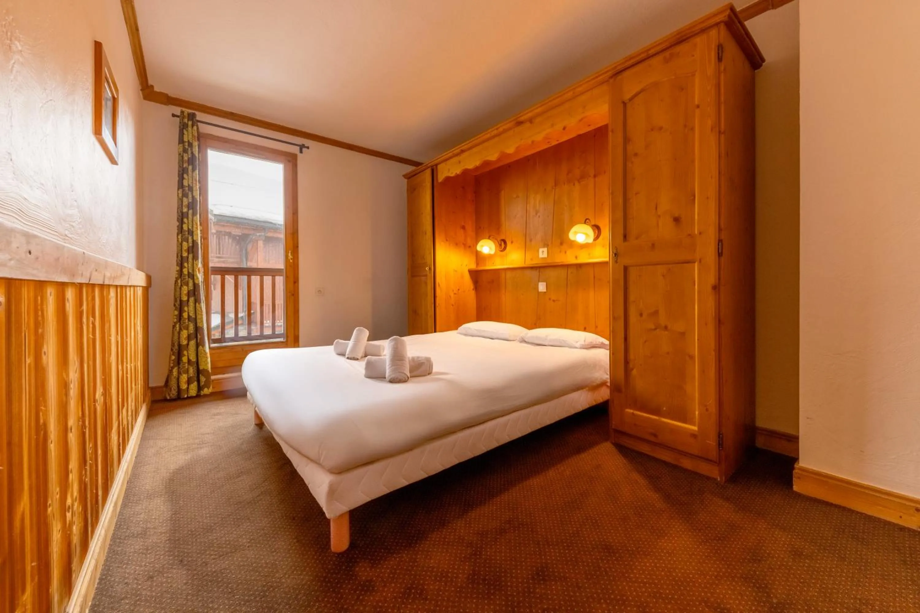 Bed in Résidence Les Arolles by Les Etincelles