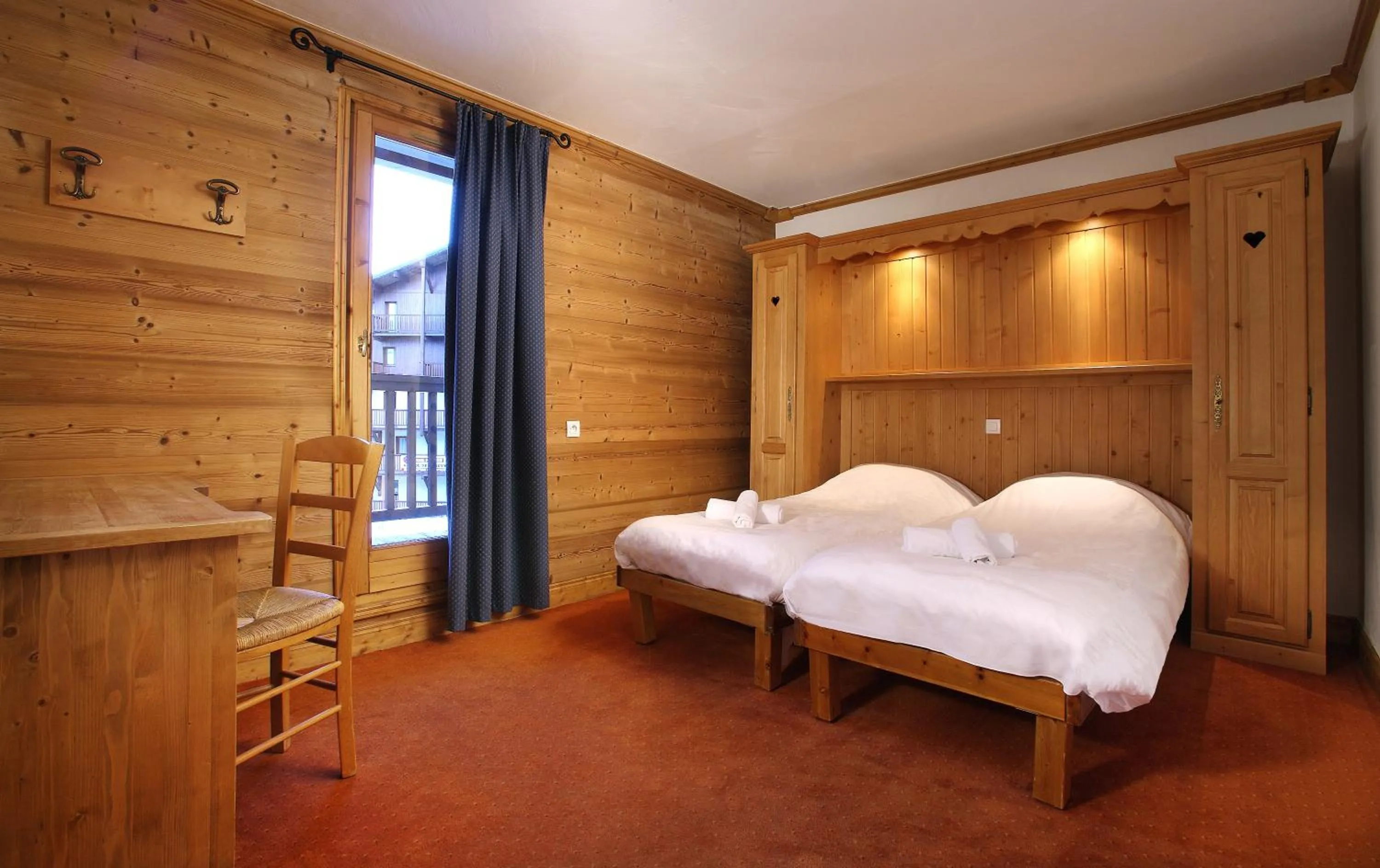 Bedroom, Bed in Résidence Les Arolles by Les Etincelles