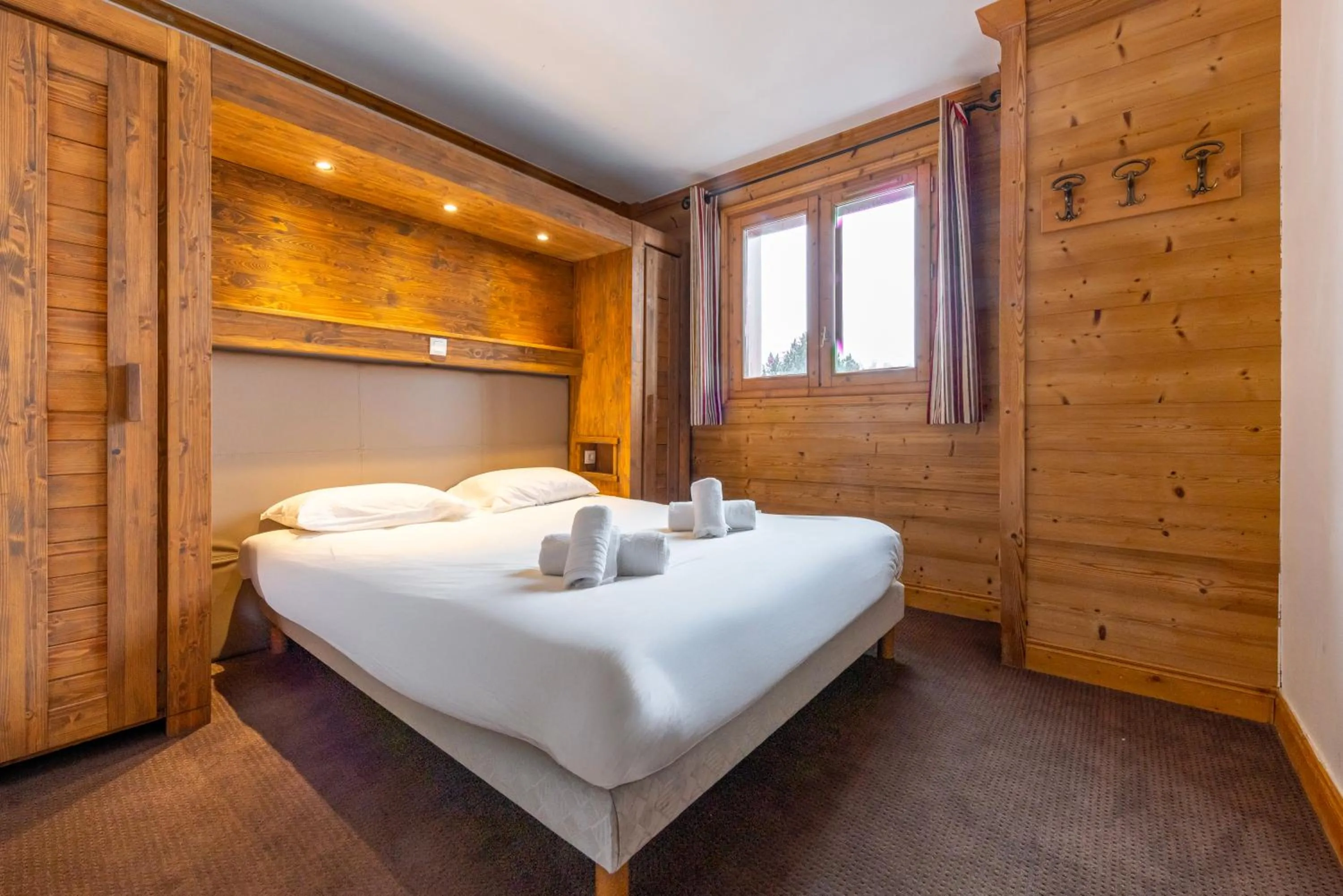 Bed in Résidence Les Arolles by Les Etincelles