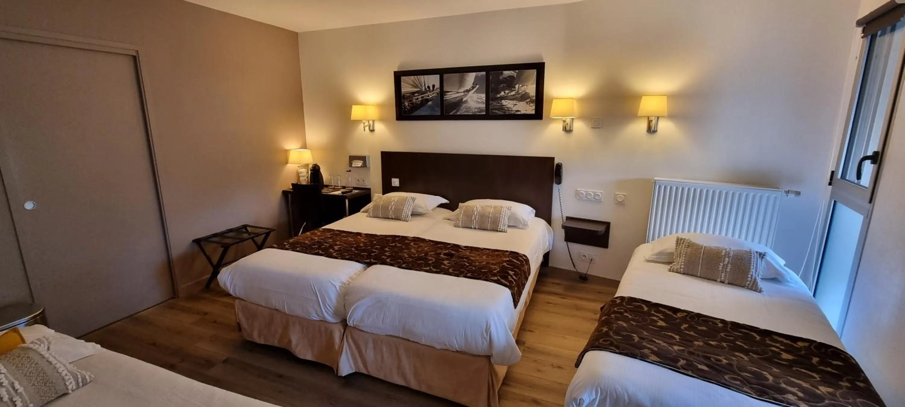 Bedroom, Bed in Hotel le Bellevue