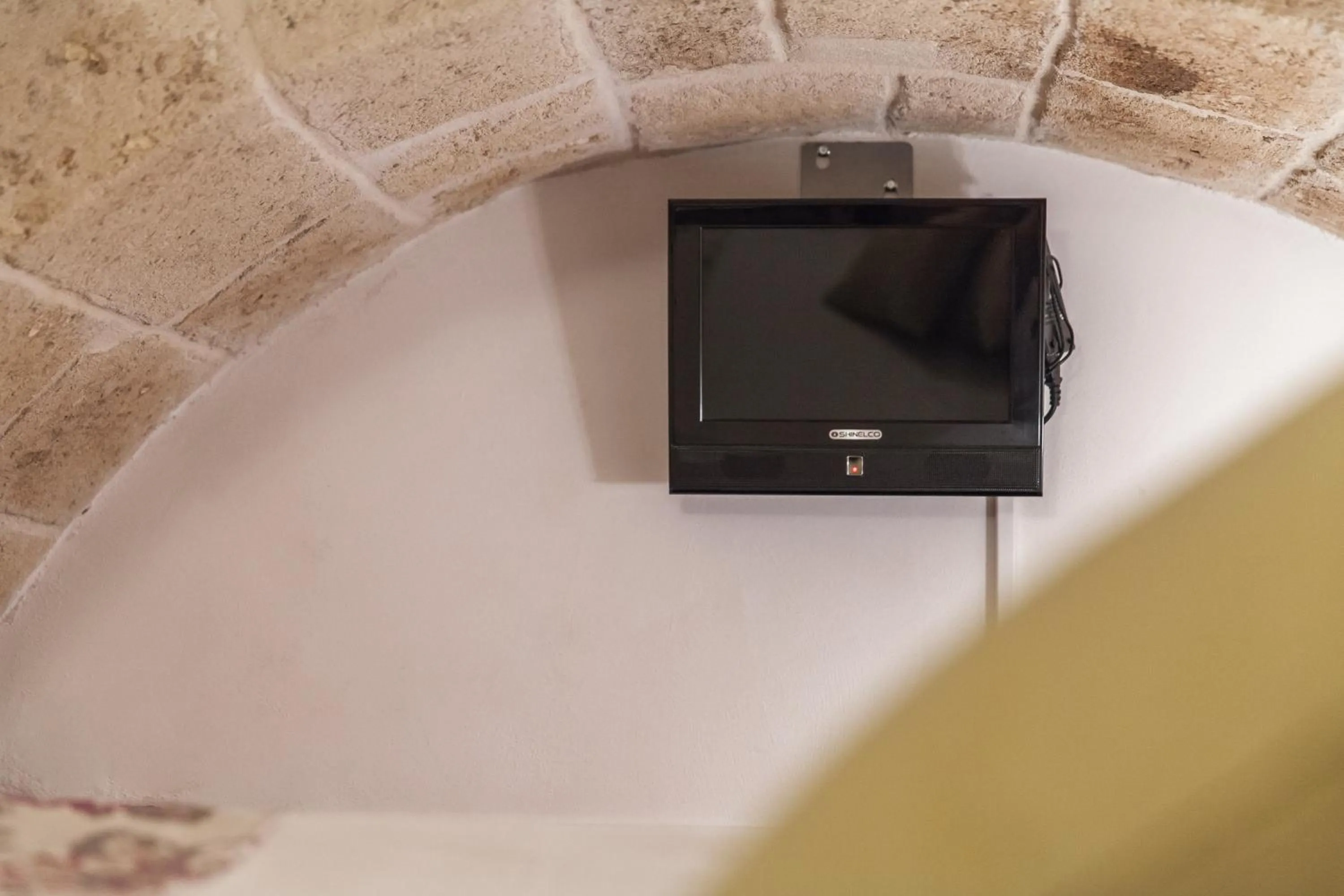 TV and multimedia in Le Caravelle Bed and Breakfast