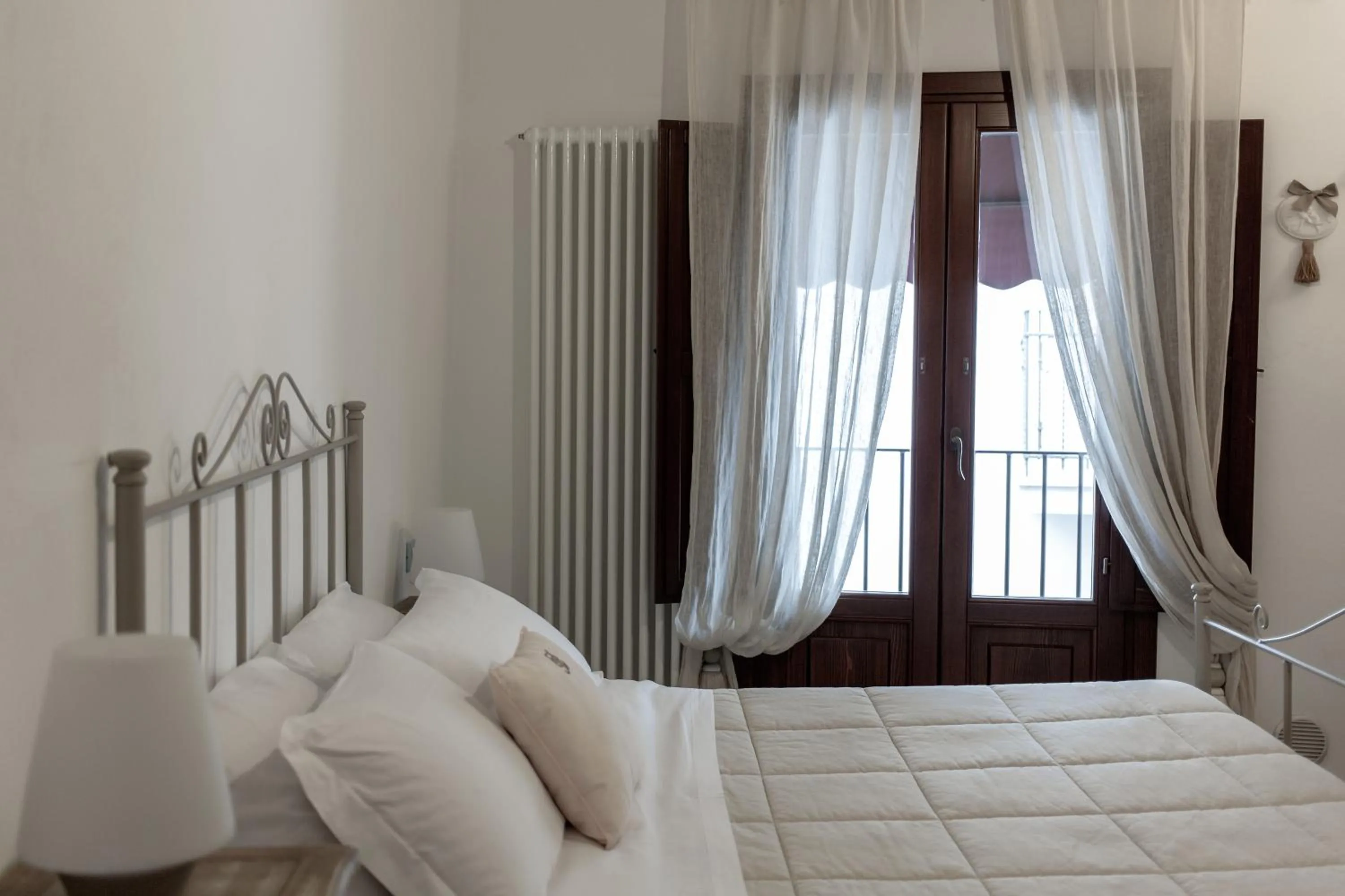 Photo of the whole room, Bed in Le Caravelle Bed and Breakfast