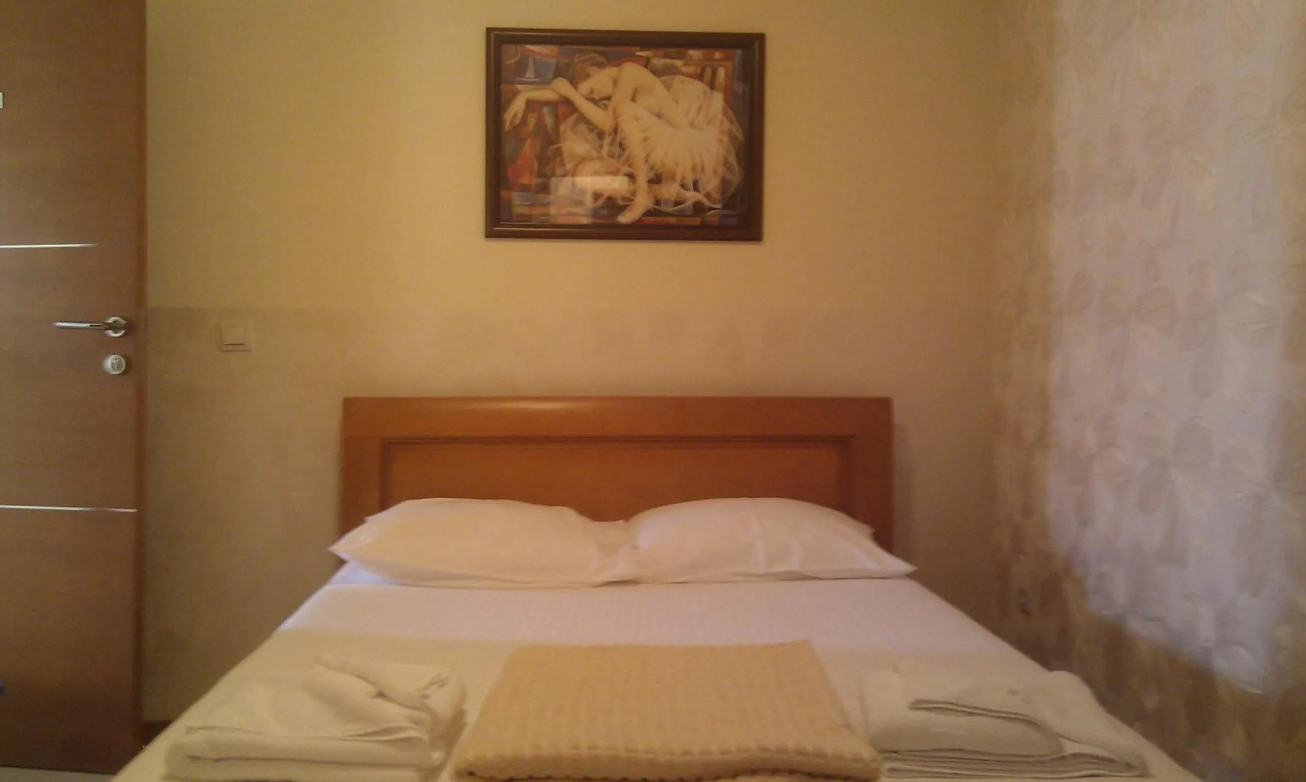 Bed in Apartments Stević - Monaco