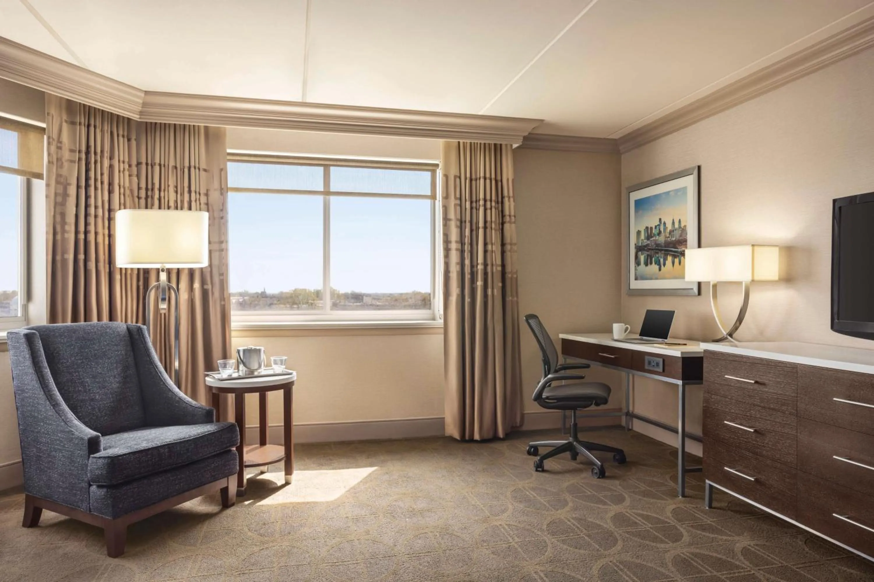 Bedroom in Hilton Philadelphia City Avenue