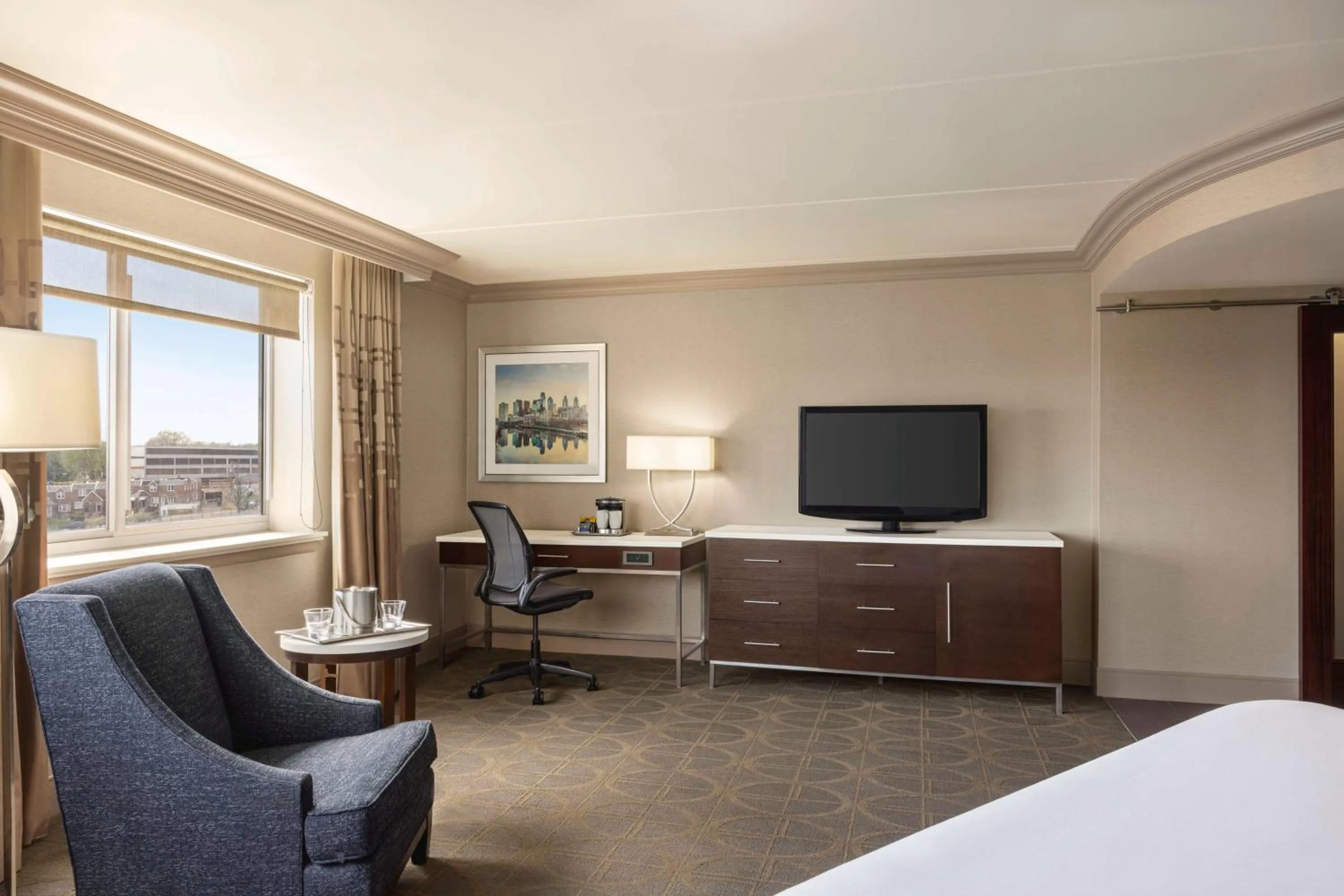 Bedroom, Bed in Hilton Philadelphia City Avenue