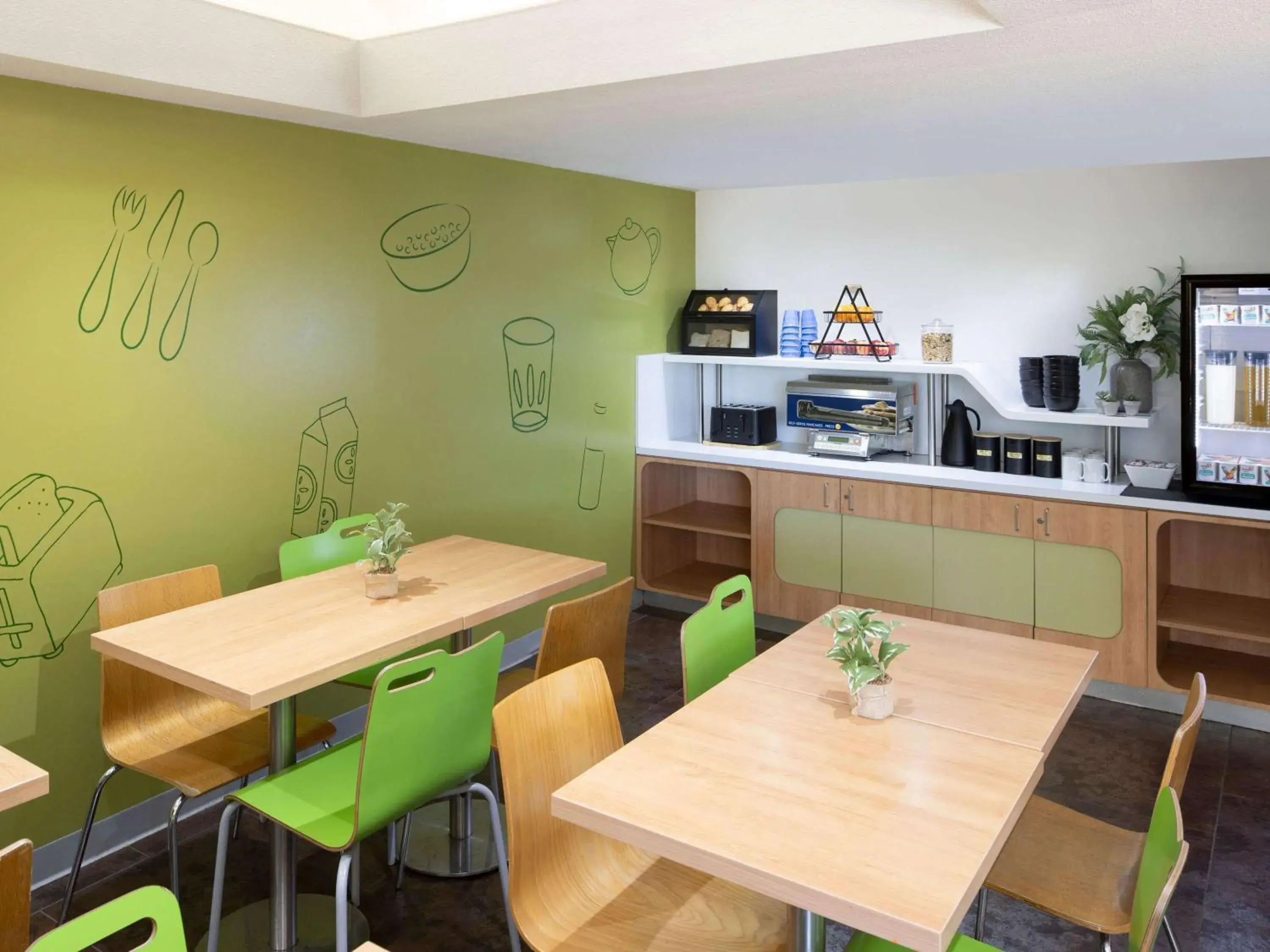 Property building in ibis Budget - Newcastle Property building in ibis Budget - Newcastle