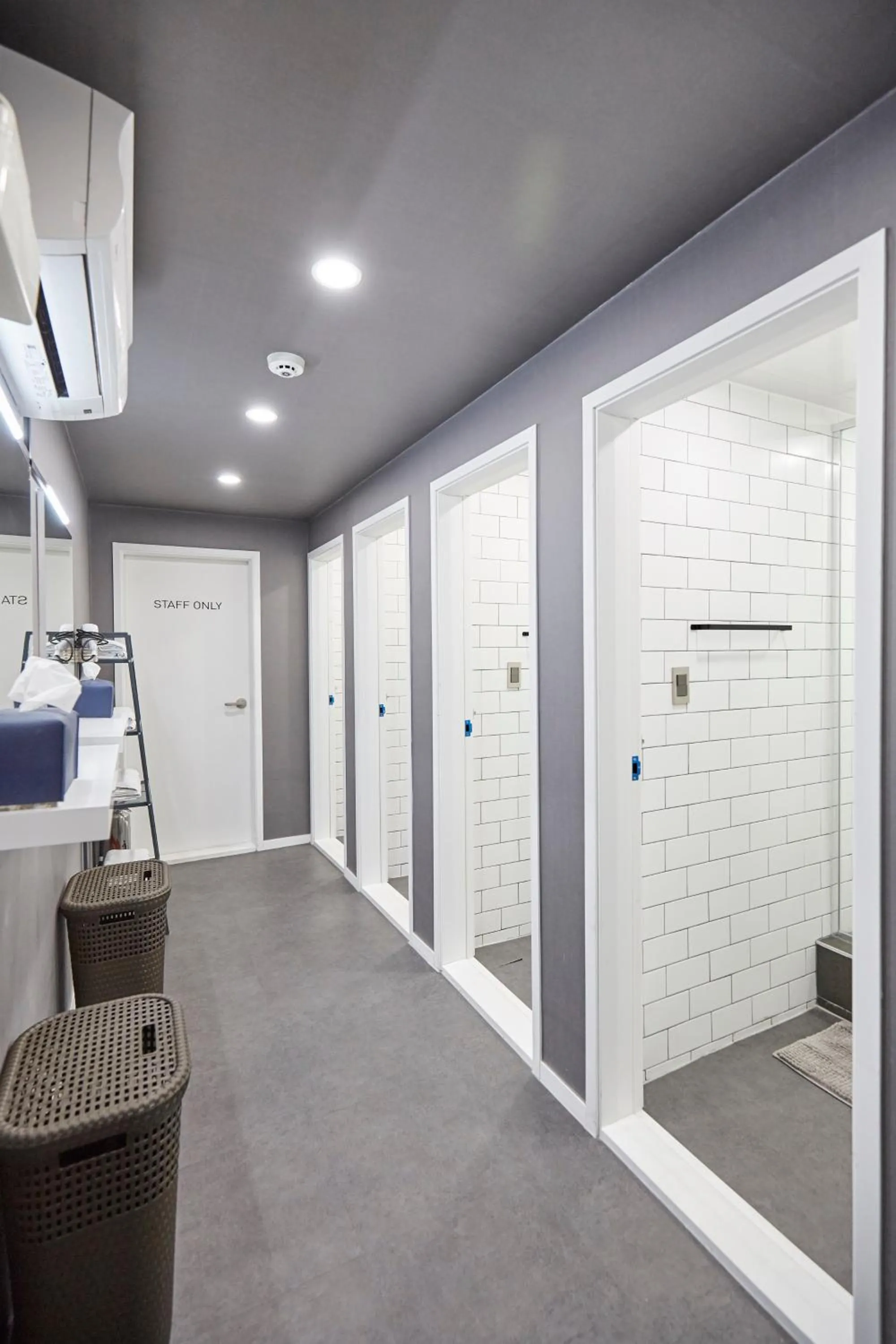 Shower in THE CAPSULE Myeongdong