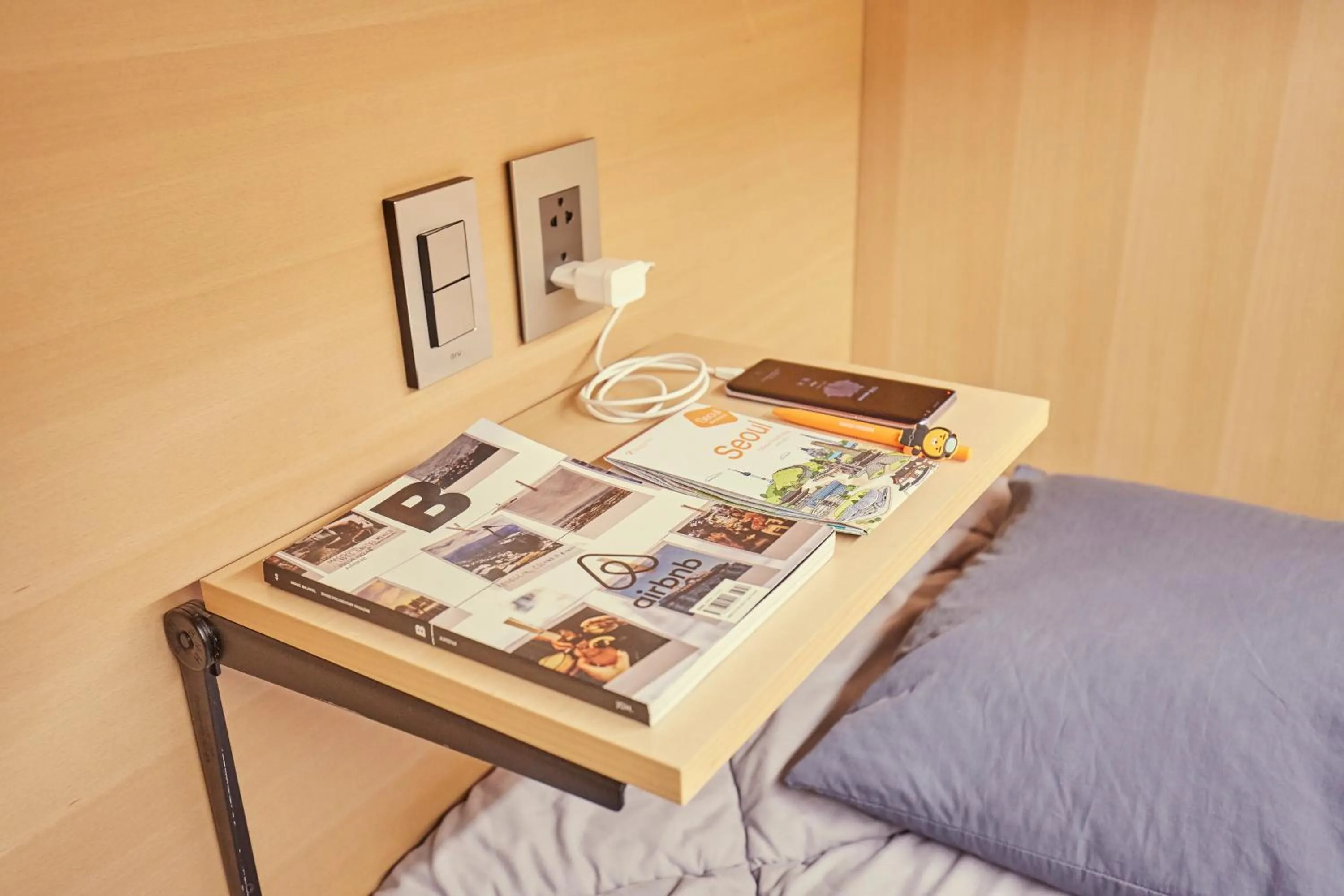 bunk bed, Bed in THE CAPSULE Myeongdong