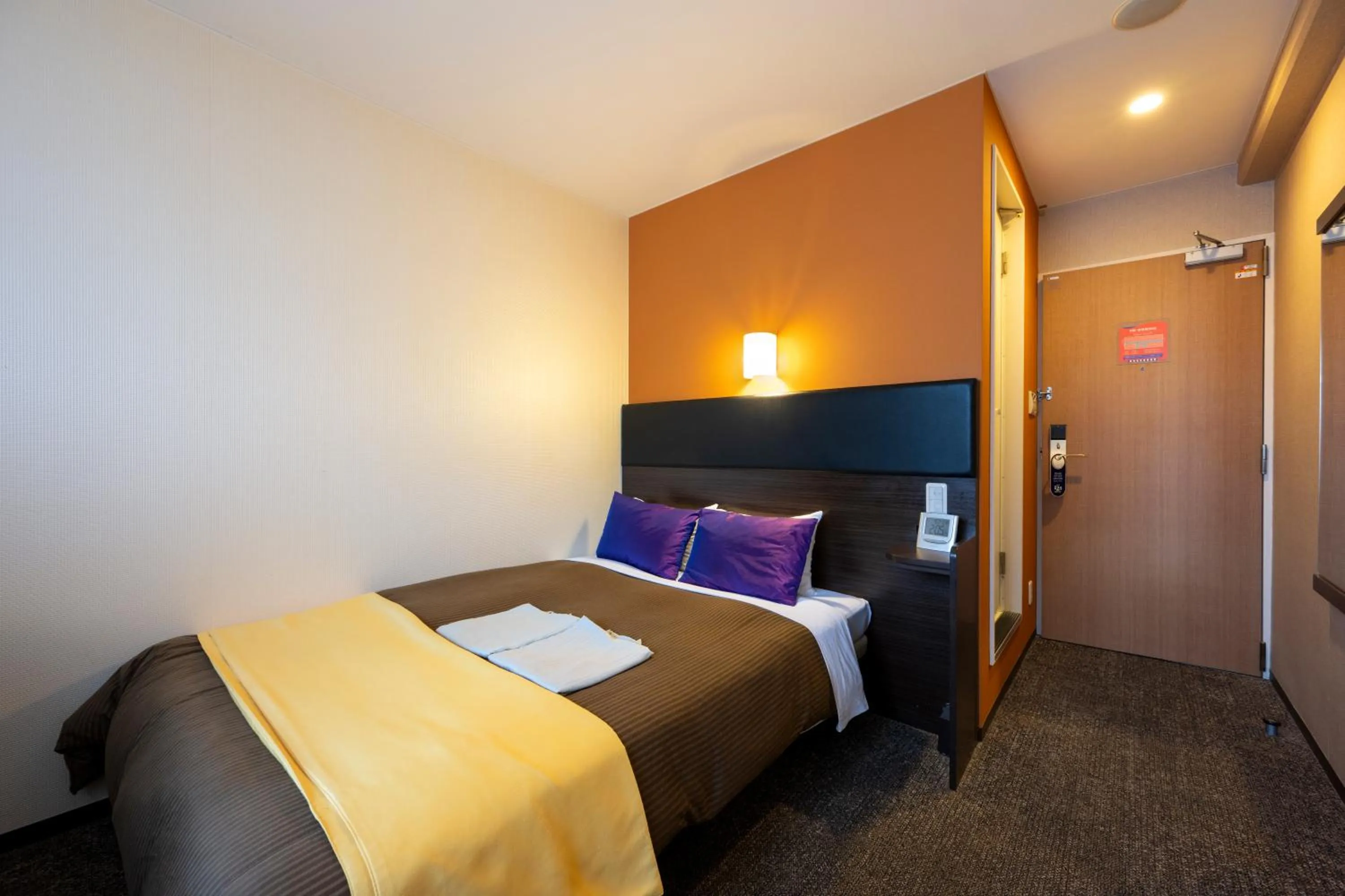 Photo of the whole room, Bed in Hotel 1-2-3 Takasaki