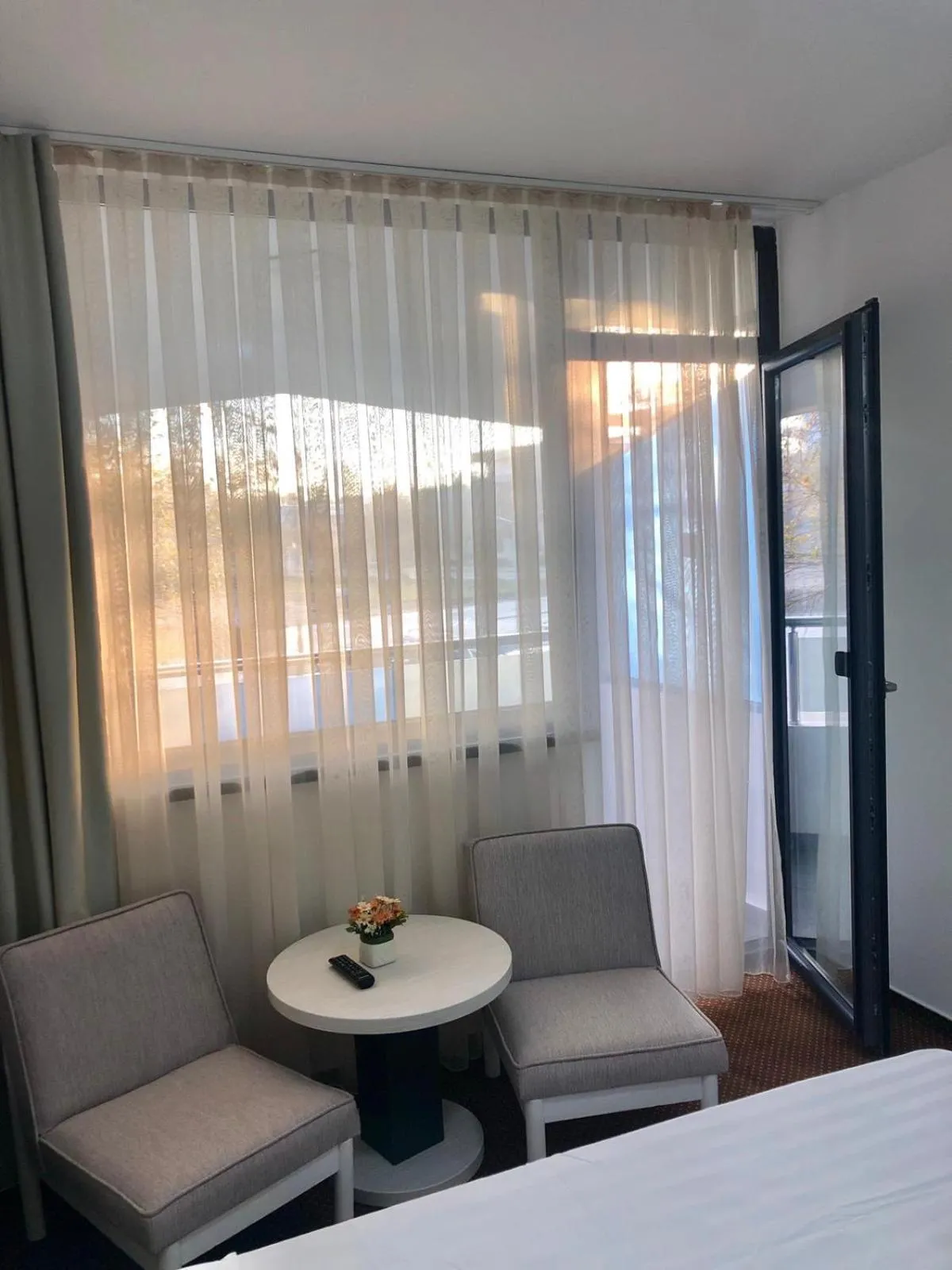 Hotel Holiday Blue