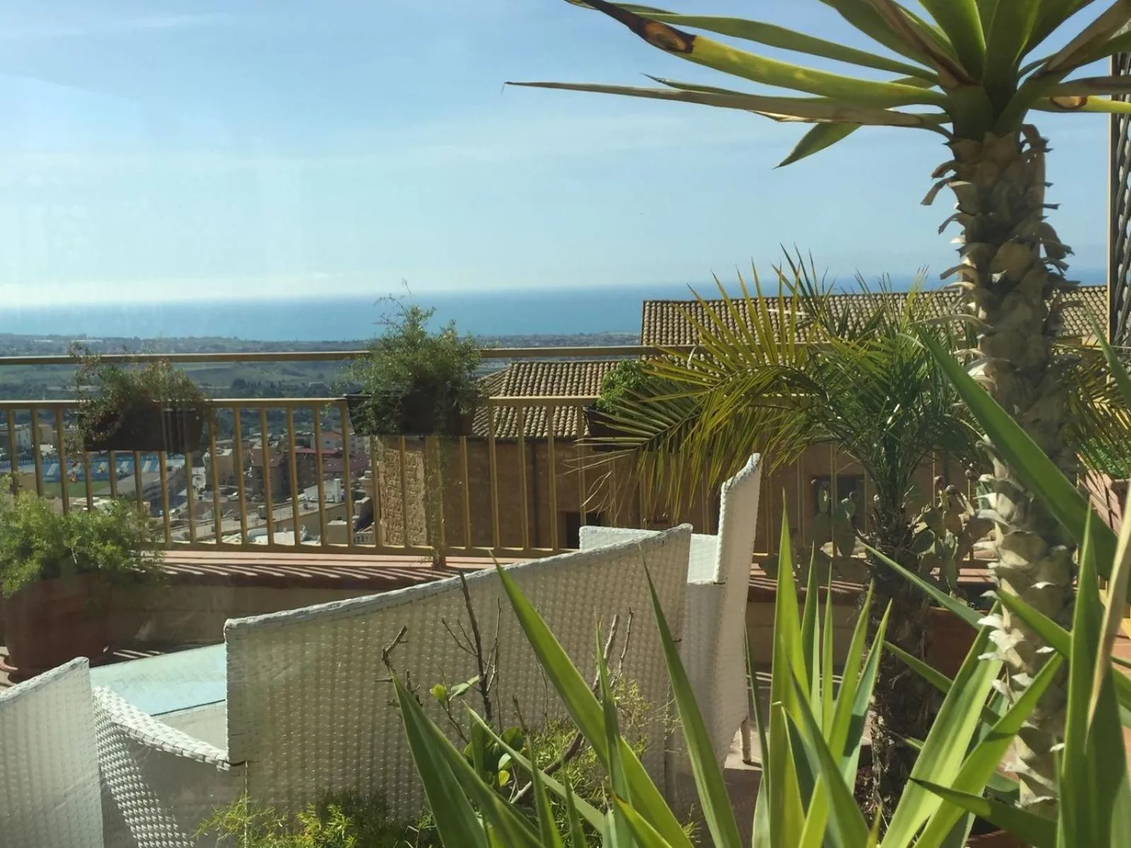 Day in PortAtenea - Atenea Collection