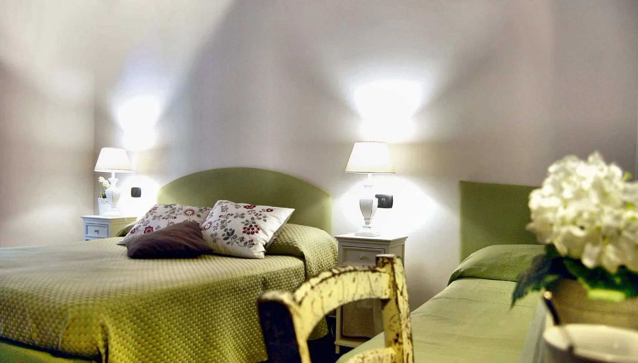 Bed in PortAtenea - Atenea Collection