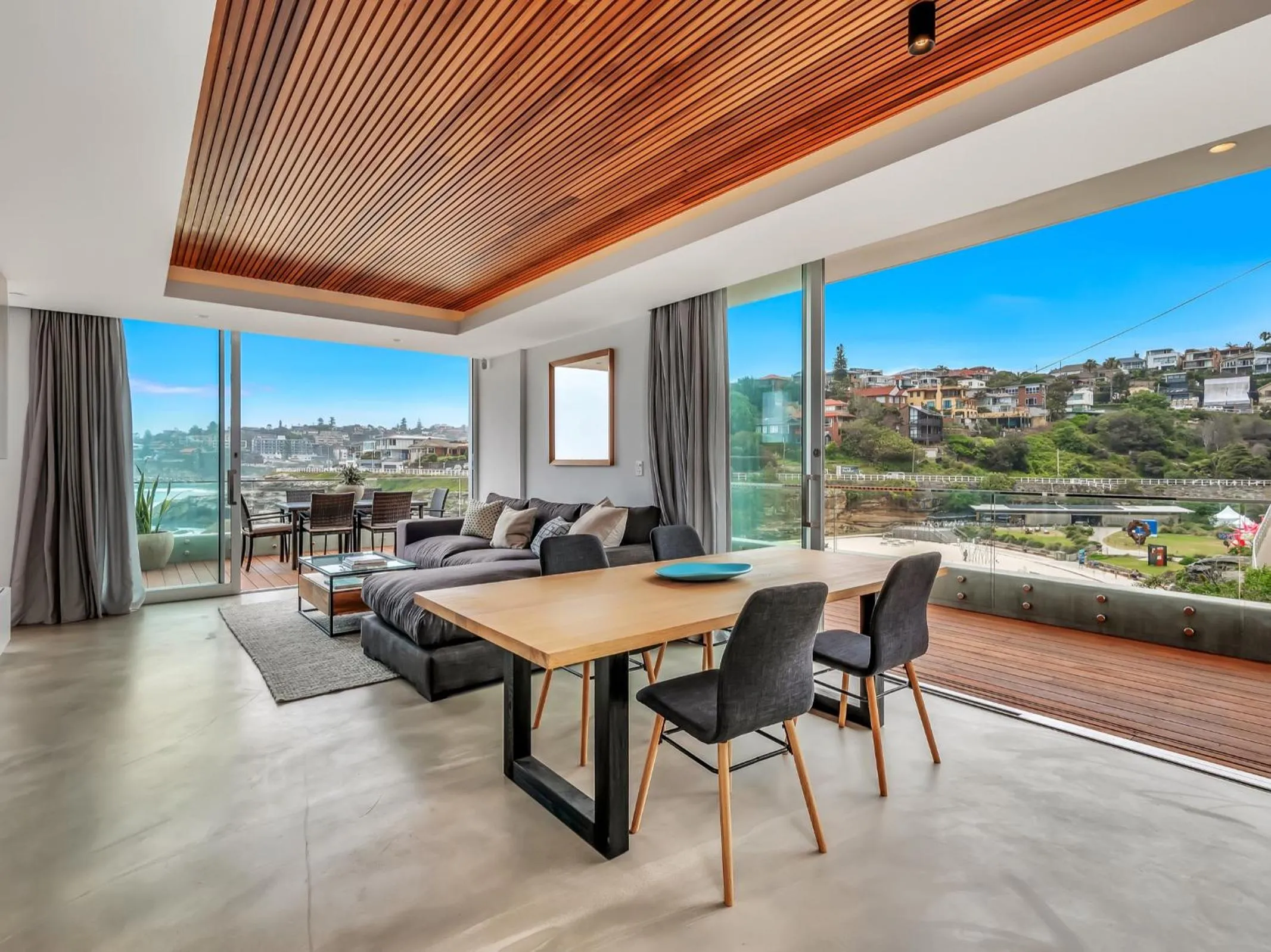 Tamarama Apartments