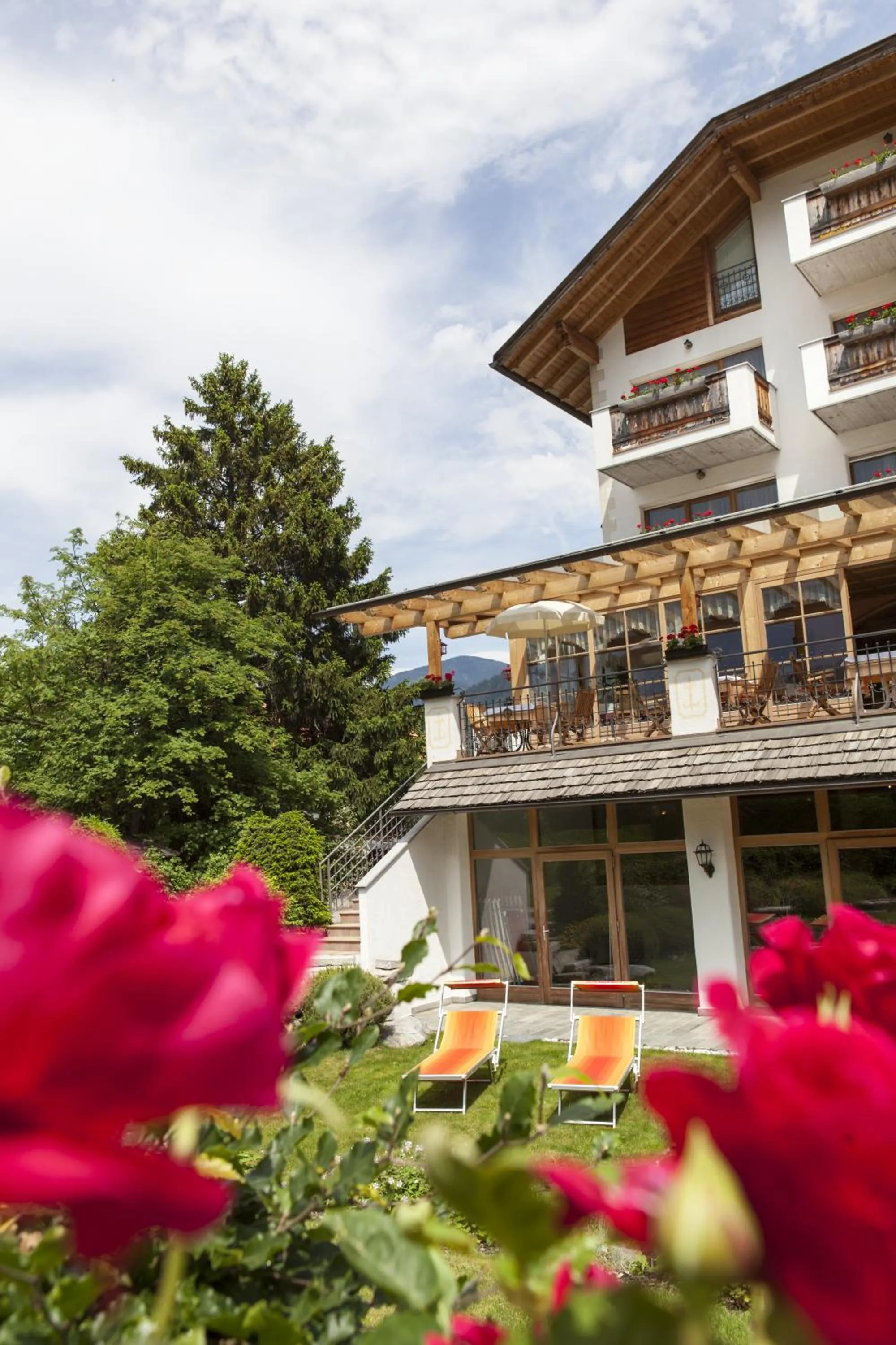 Garden in Hotel Der Tharerwirt