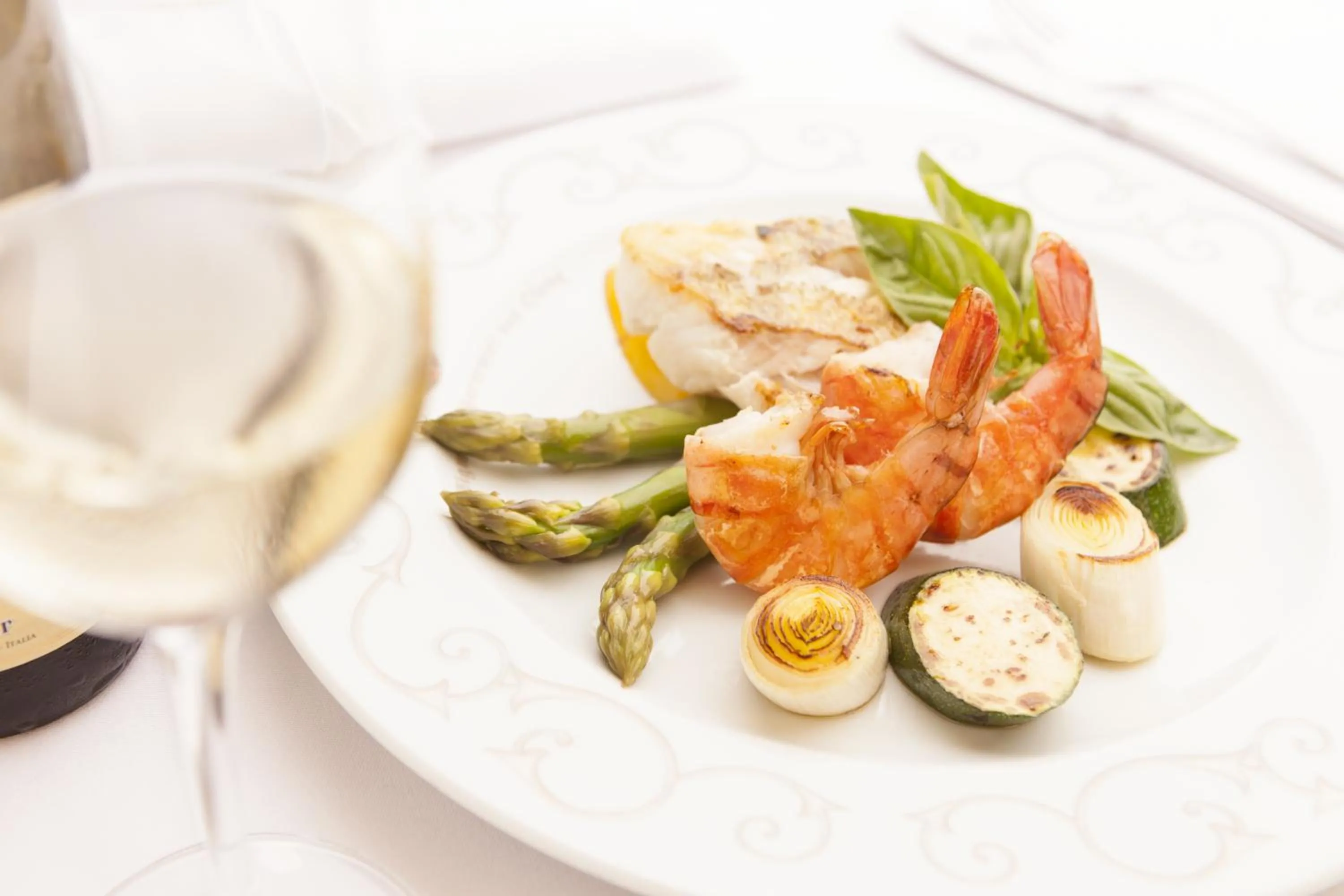 Restaurant/places to eat in Hotel Der Tharerwirt
