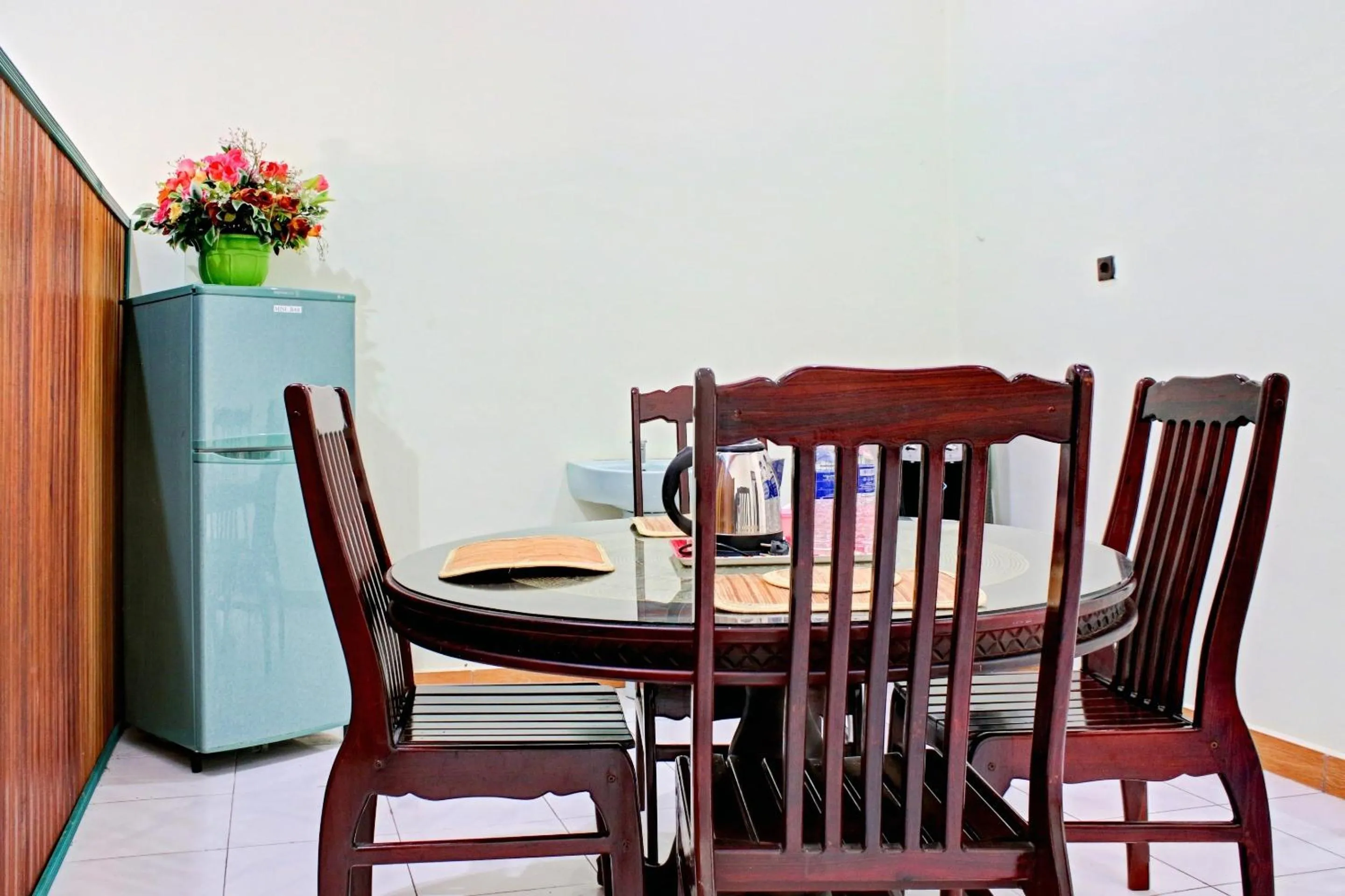 Bedroom in Capital O 90417 Hotel Batu Suli Internasional