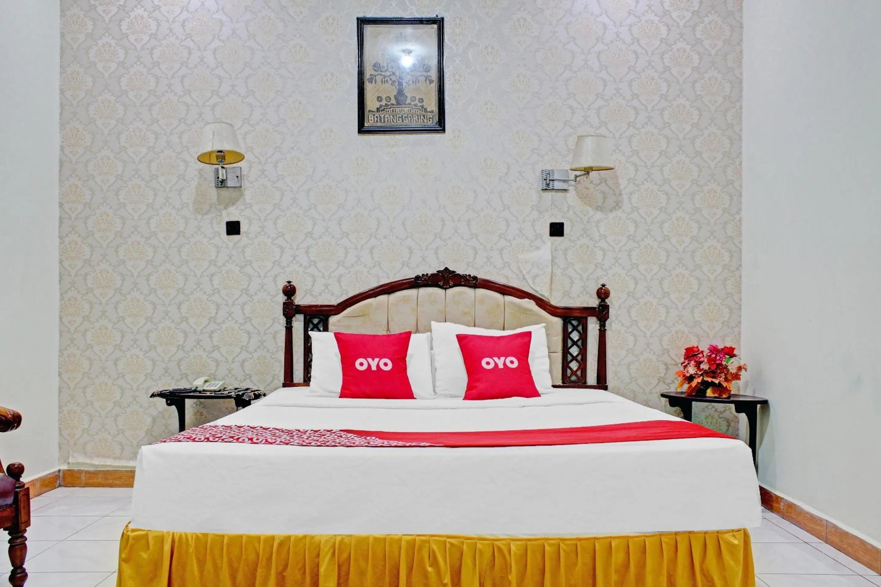 Bedroom in Capital O 90417 Hotel Batu Suli Internasional