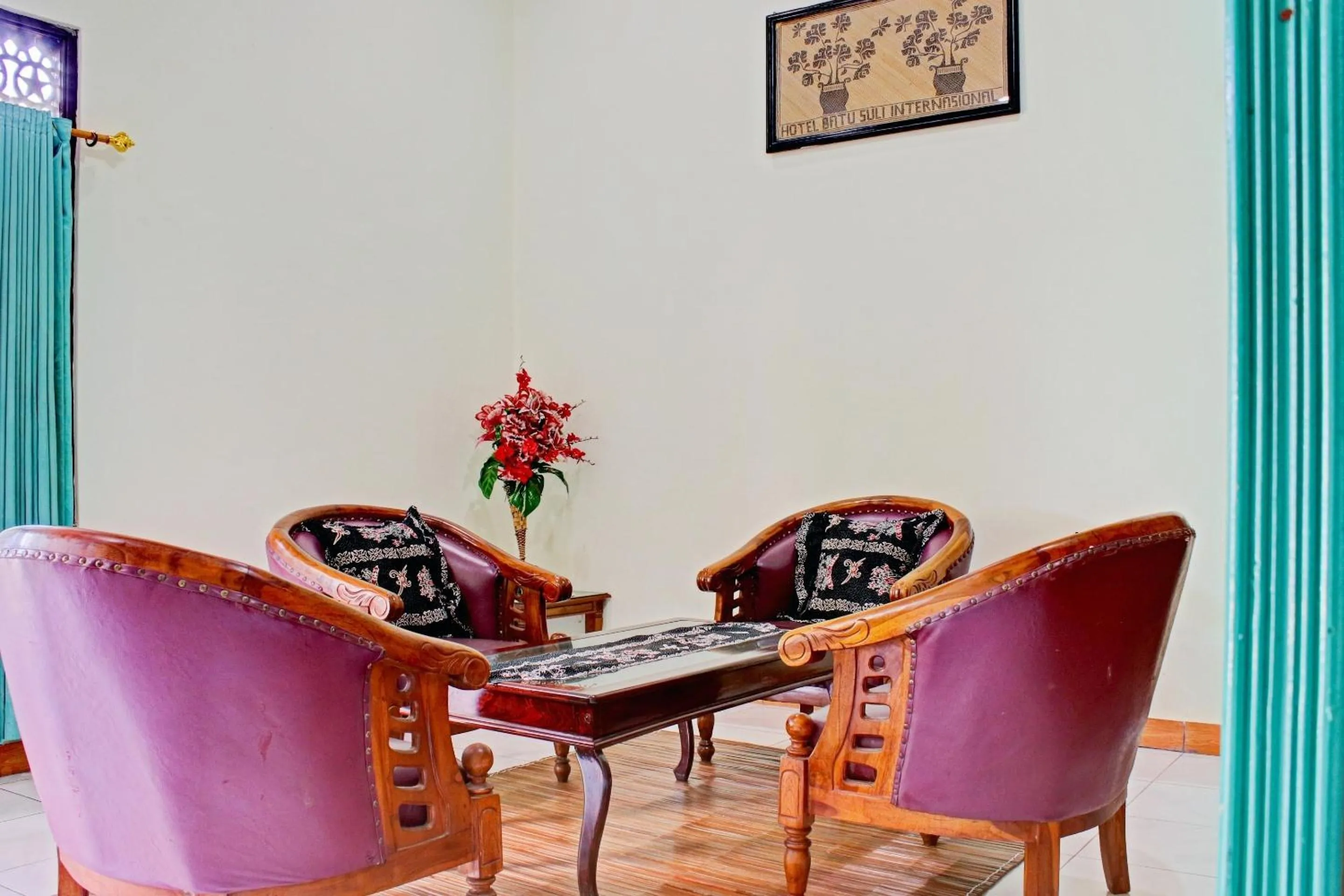 Bedroom in Capital O 90417 Hotel Batu Suli Internasional