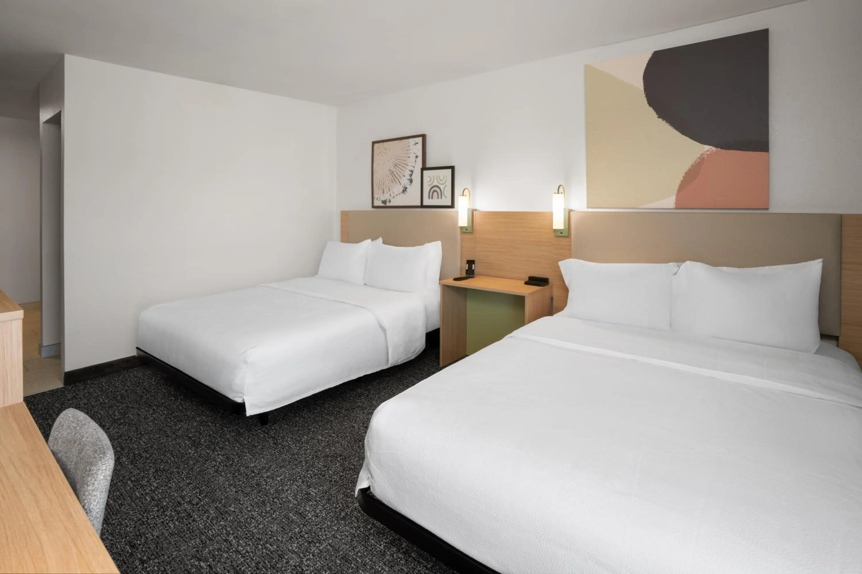 Bedroom, Bed in Spark by Hilton Decatur