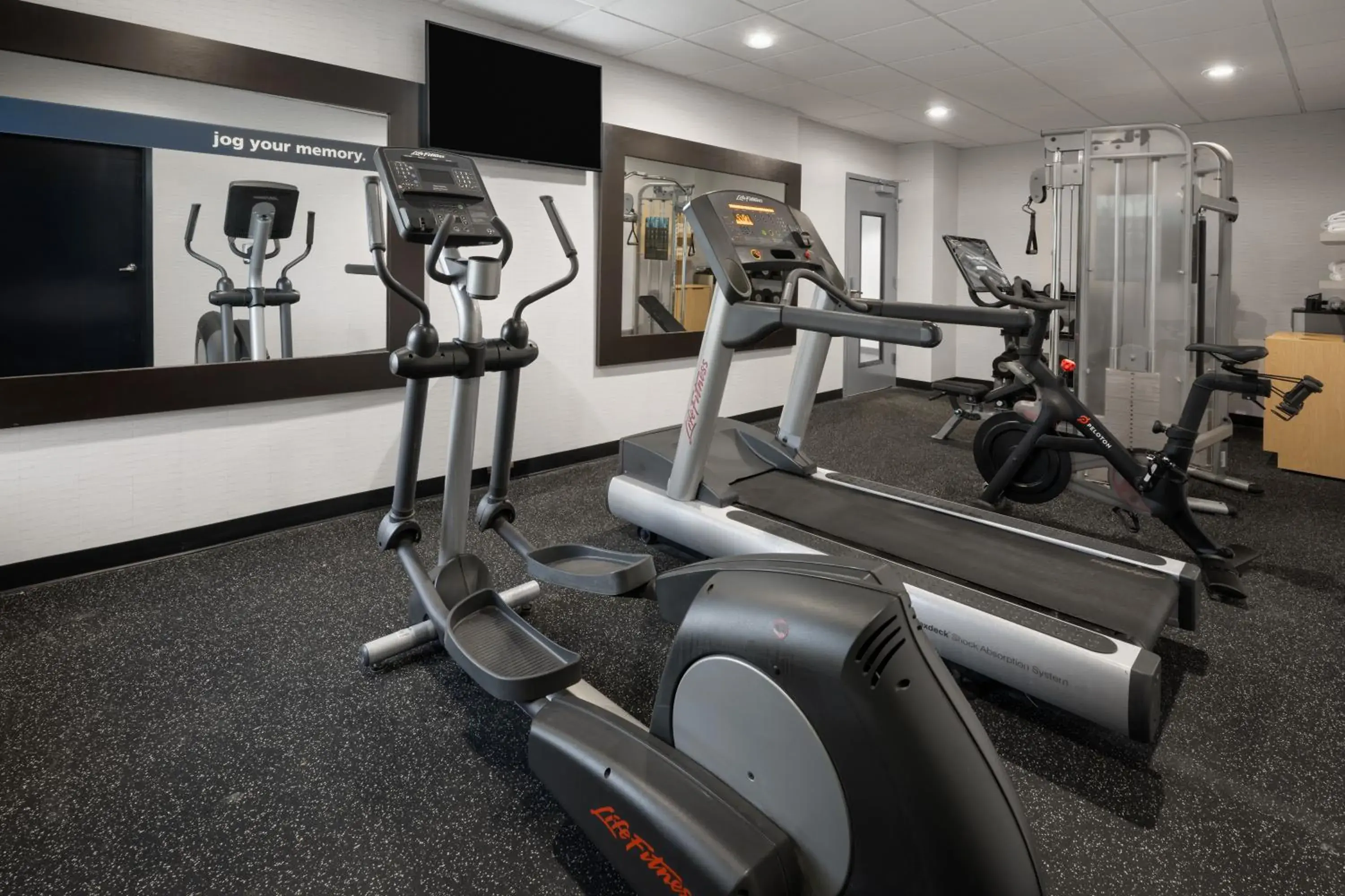 Fitness centre/facilities in Spark by Hilton Decatur Fitness centre/facilities in Spark by Hilton Decatur