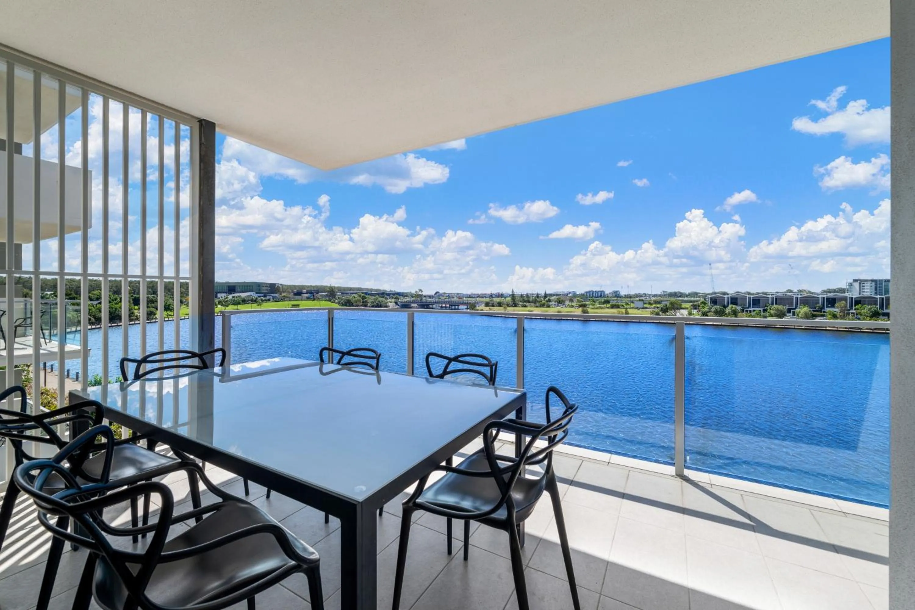 Balcony/Terrace in North Shore Oceanside Kawana