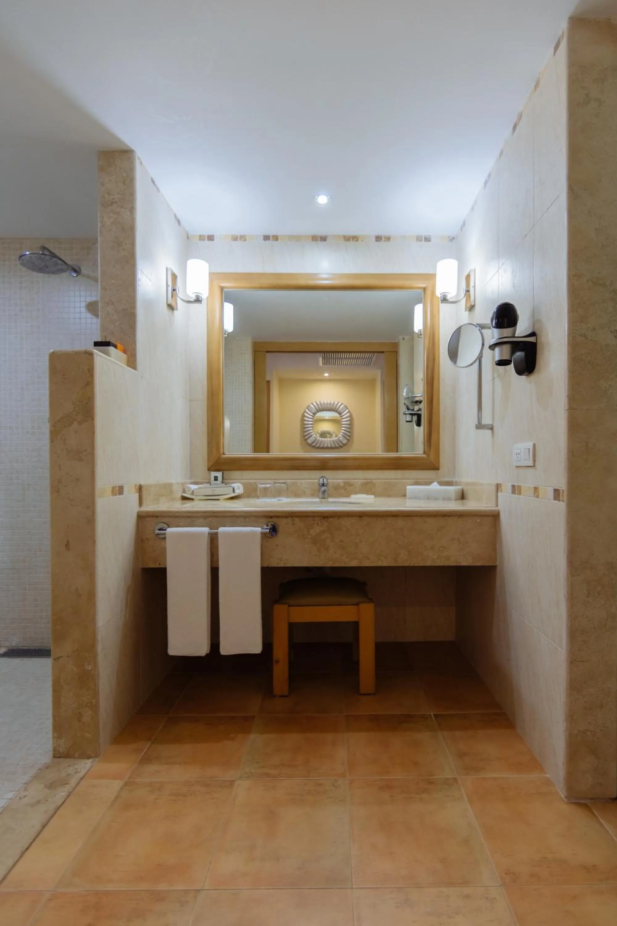 Bathroom in Barceló Maya Tropical - All Inclusive