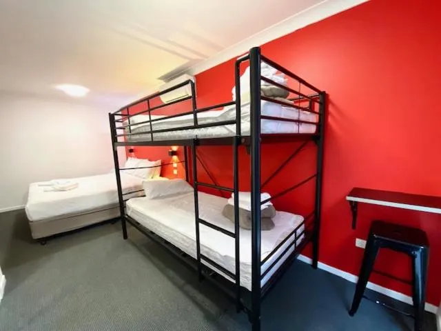 Bed in Huskisson Beach Escape