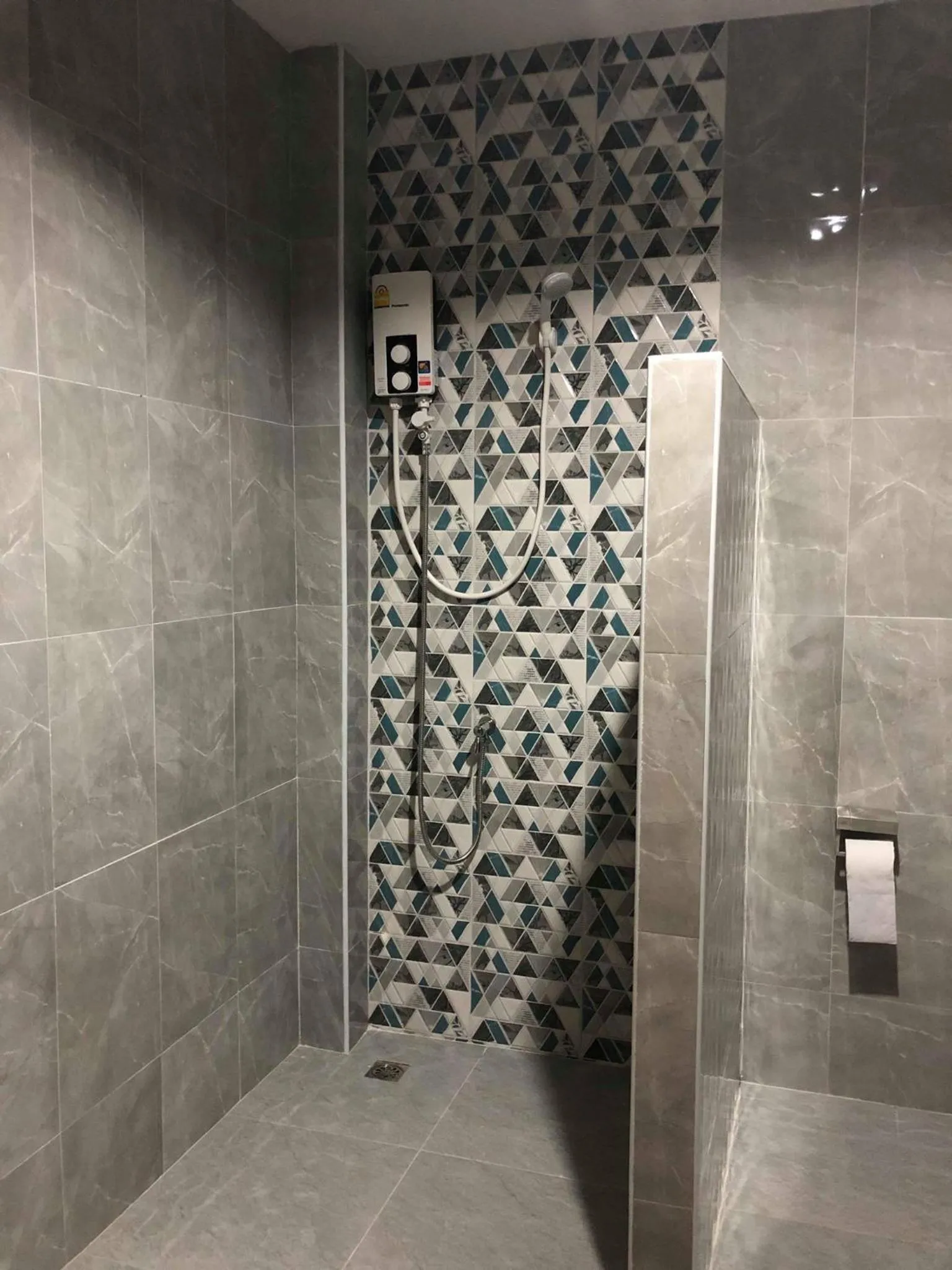 Shower in The Seaside Resort Koh Phangan