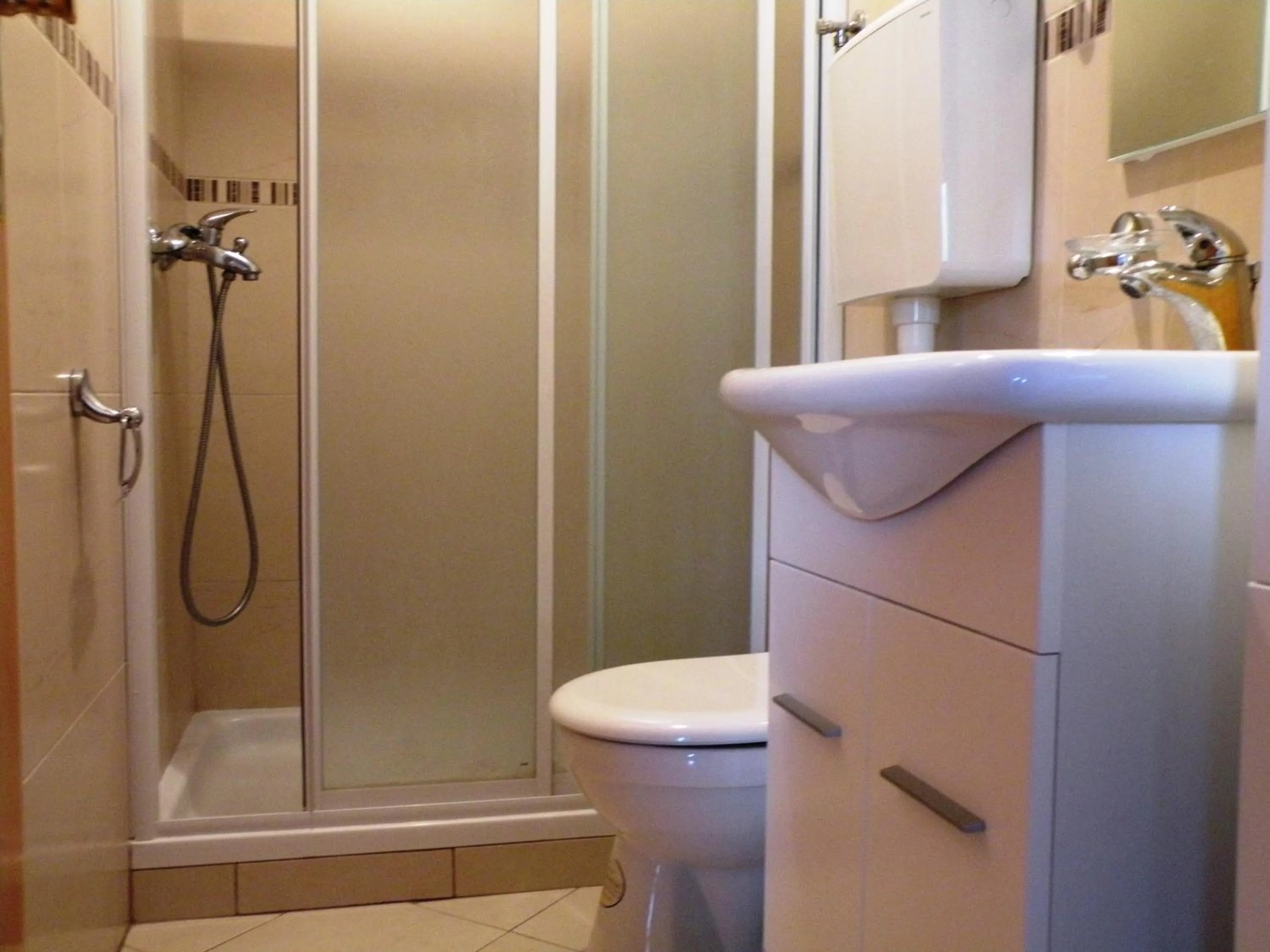 Bathroom in Sea of Eden