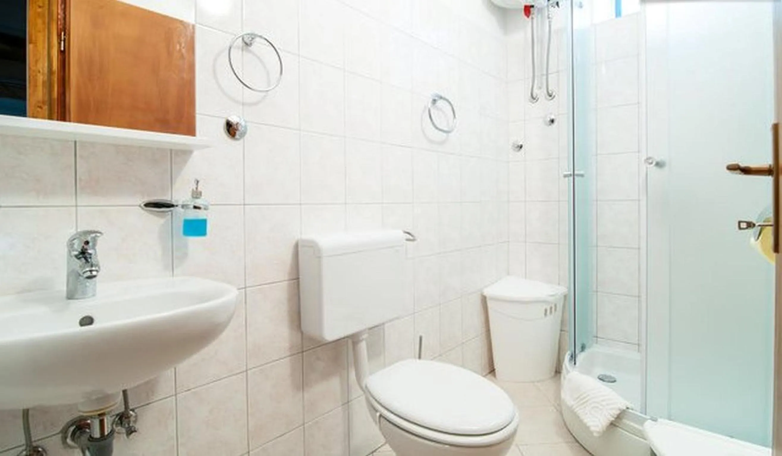 Bathroom in Sea of Eden