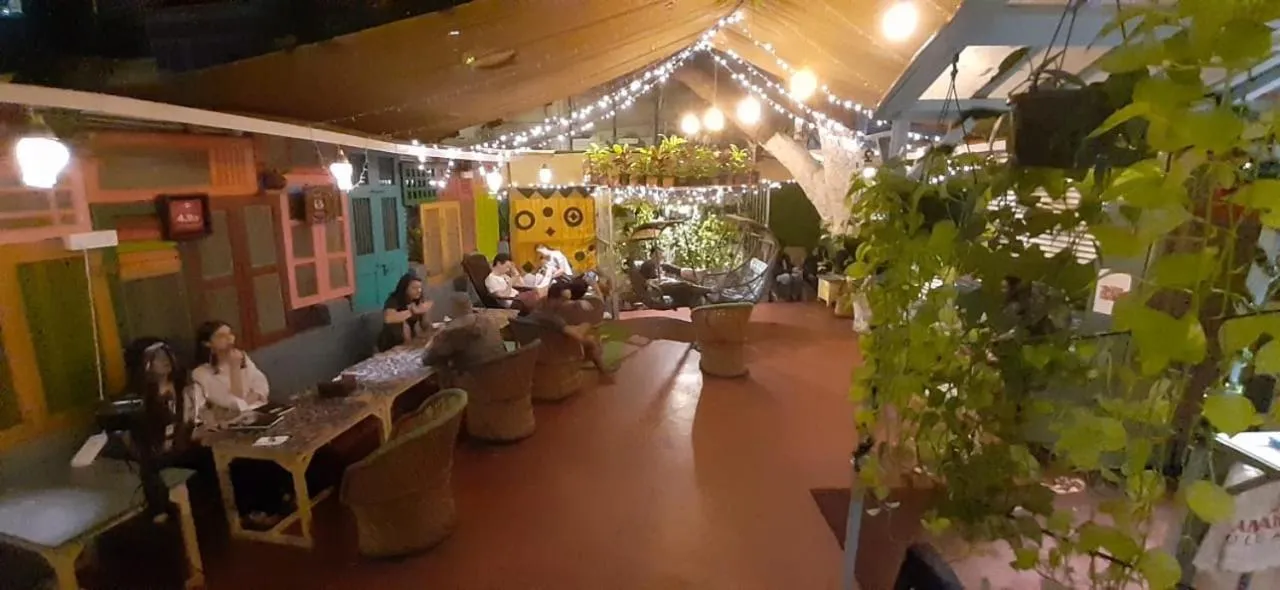 NAMASTEY MUMBAI BACKPACKERS