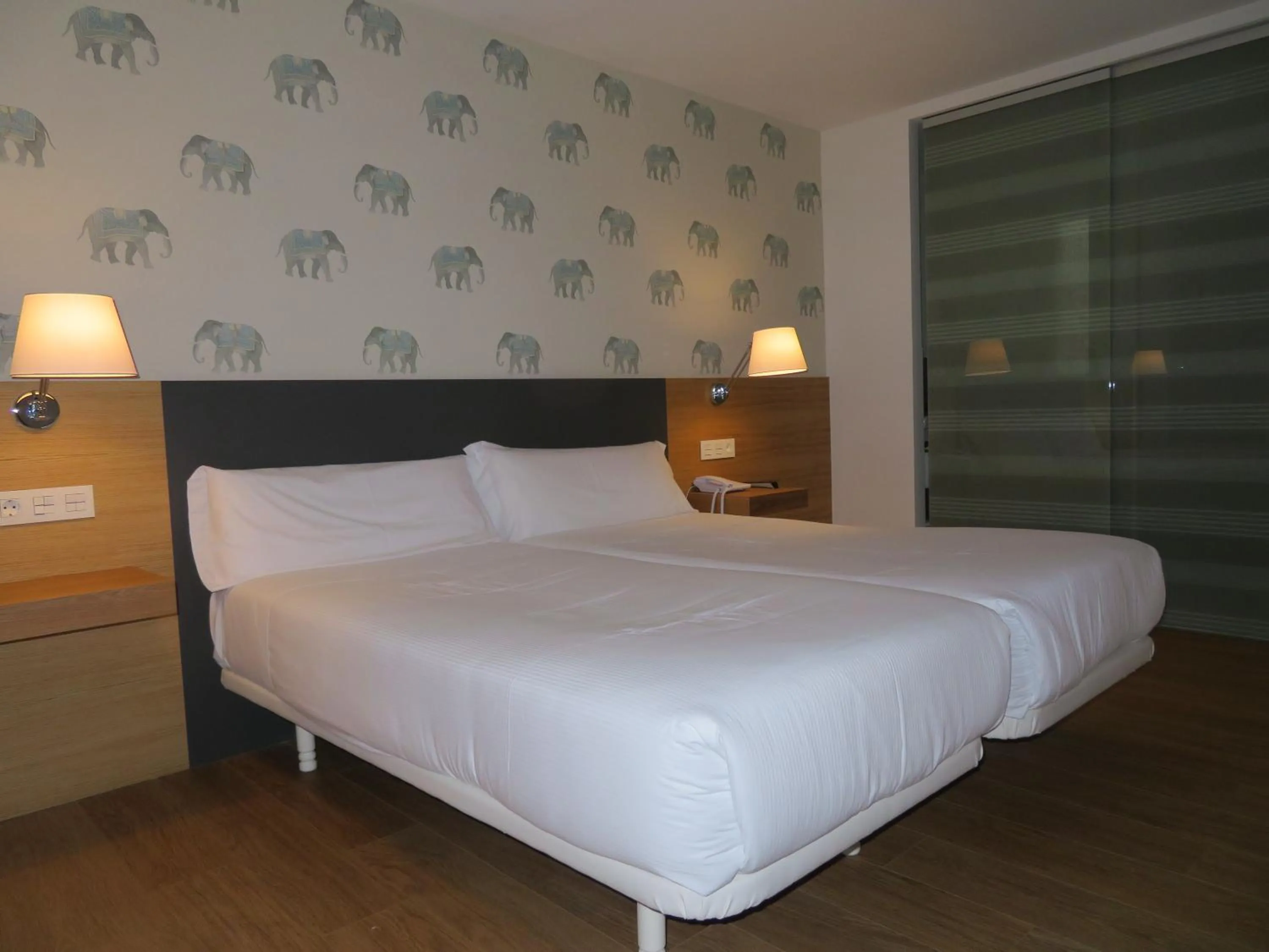 Bed in Deniké Grupo Atalaia