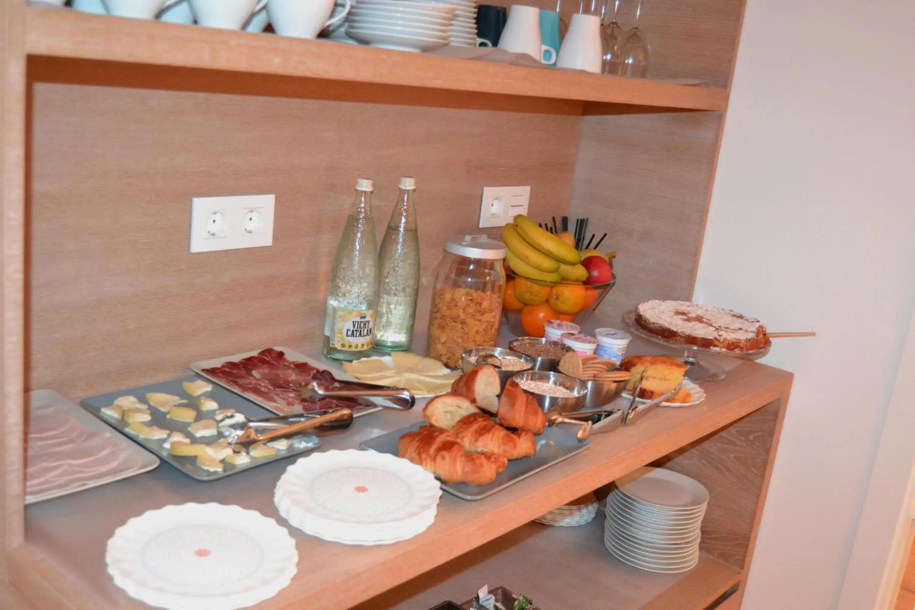 Buffet breakfast in Deniké Grupo Atalaia Buffet breakfast in Deniké Grupo Atalaia