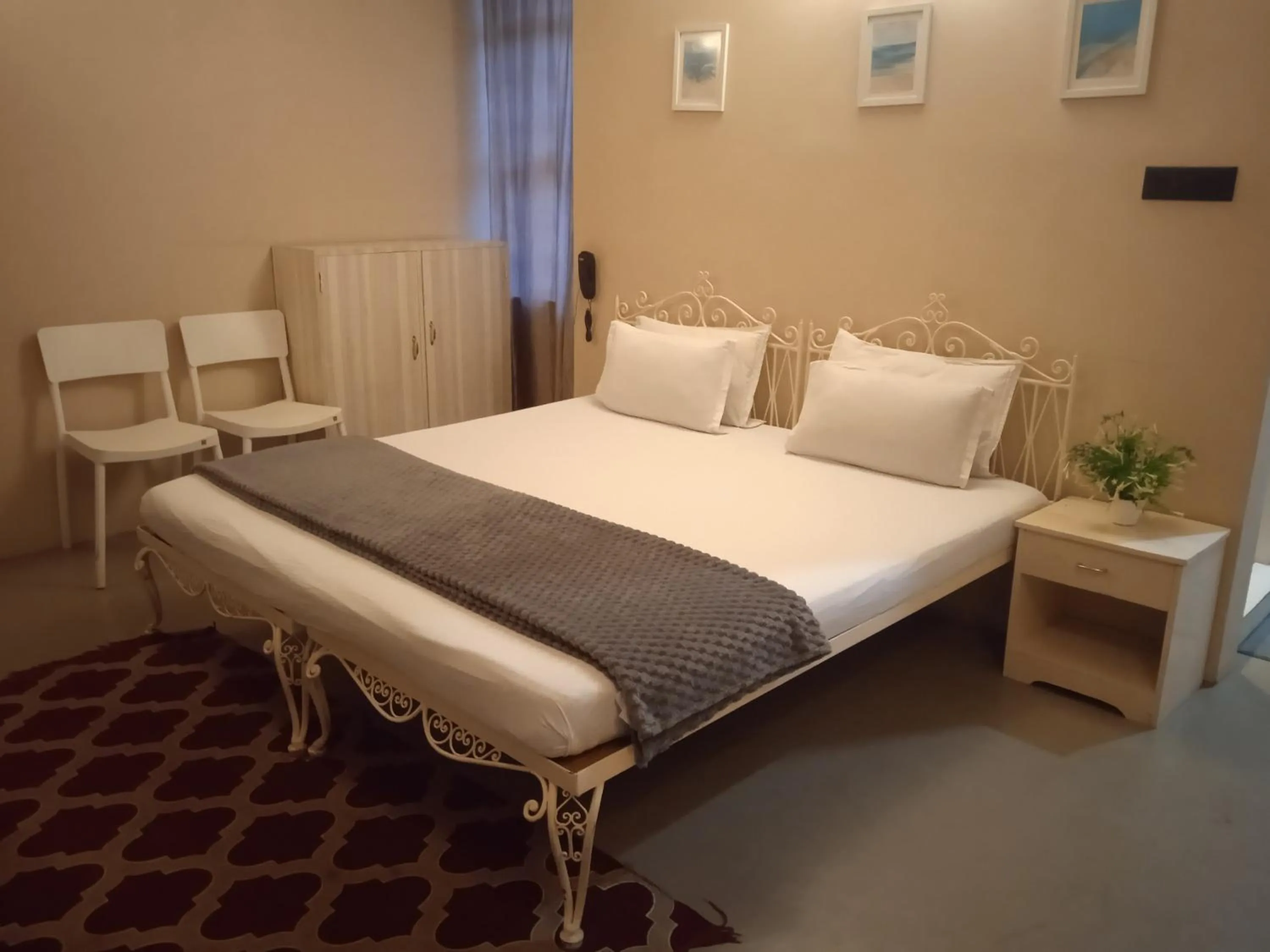 Bed in Rockski Boutique Bed & Breakfast