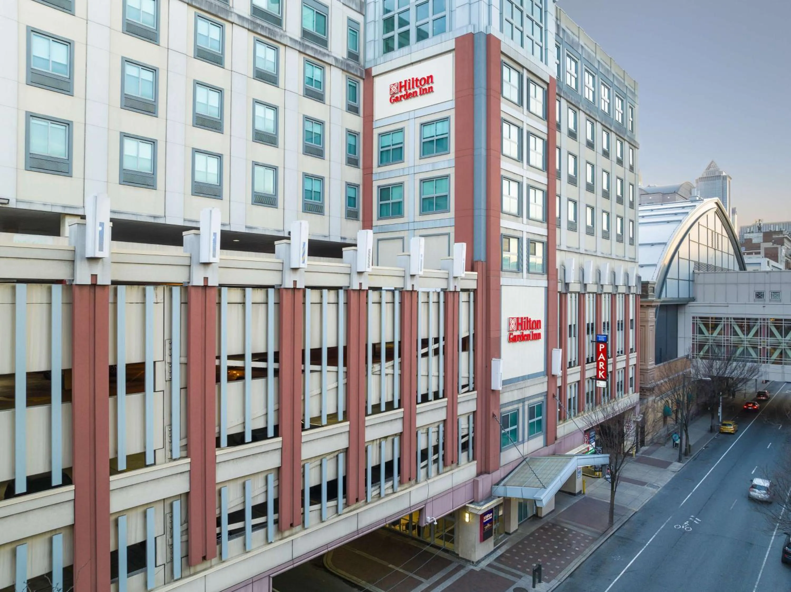 Property building in Hilton Garden Inn Philadelphia Center City