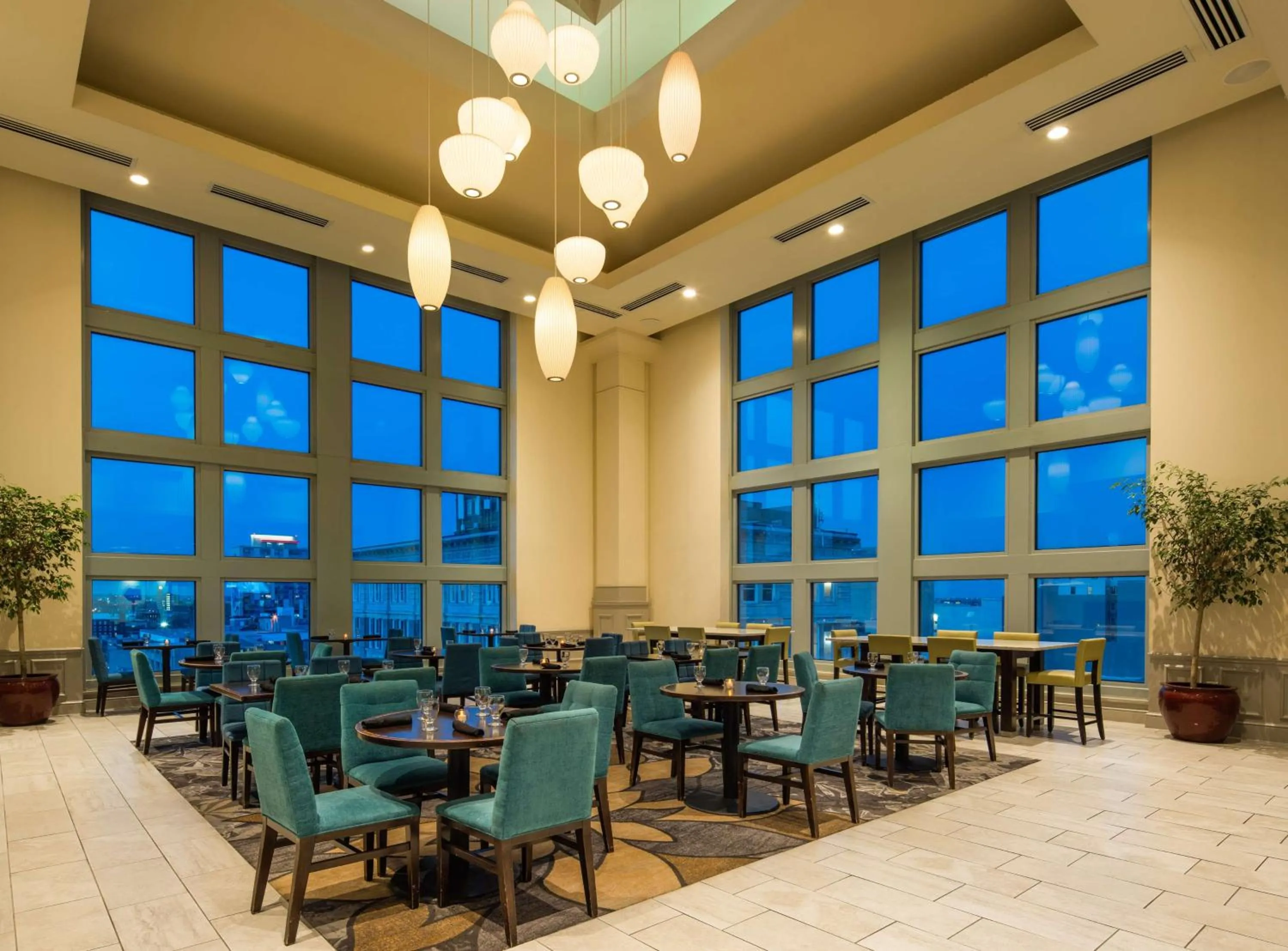 Restaurant/places to eat in Hilton Garden Inn Philadelphia Center City