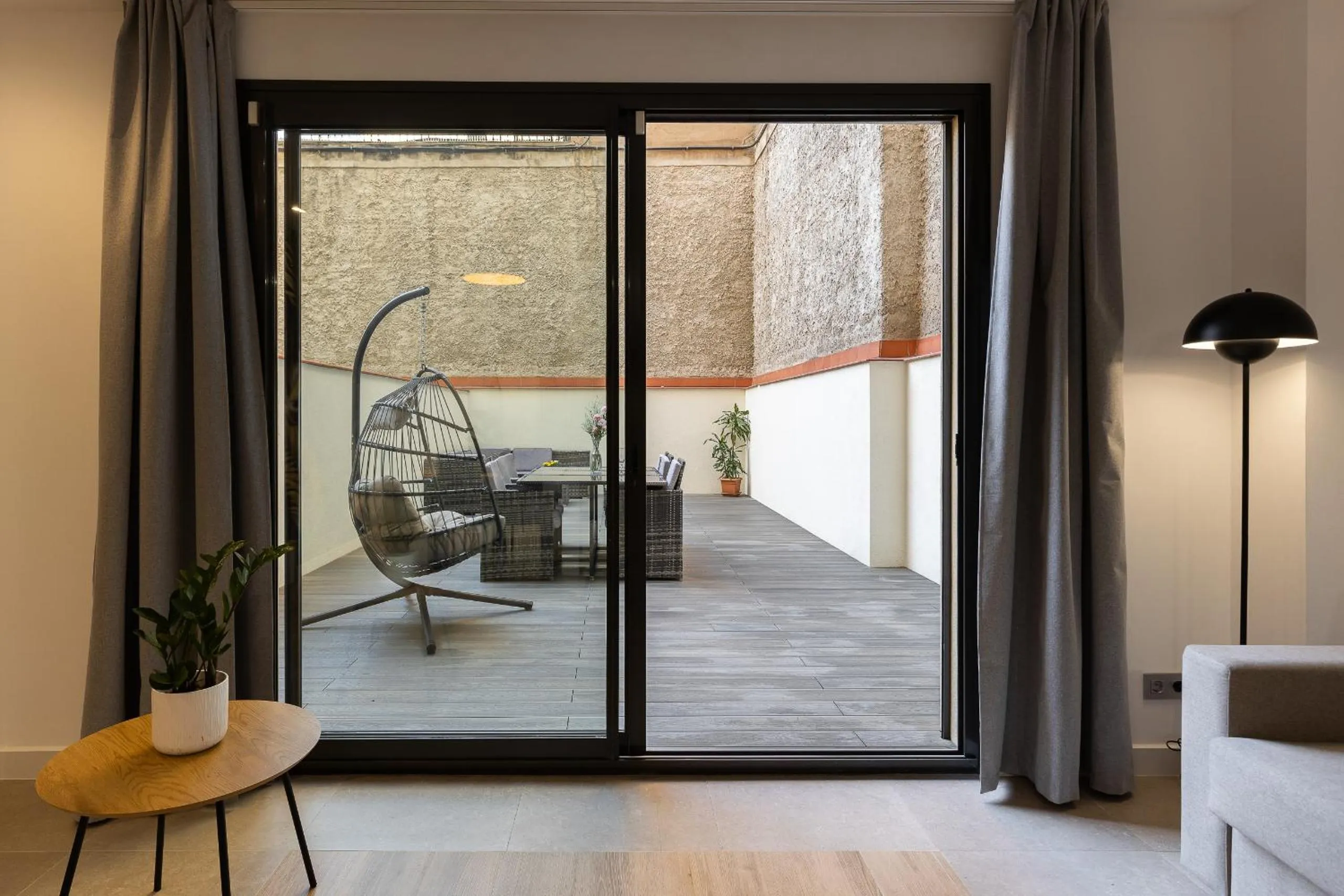 Balcony/Terrace in Cosmo Apartments Consell de Cent - Plaza Universitat