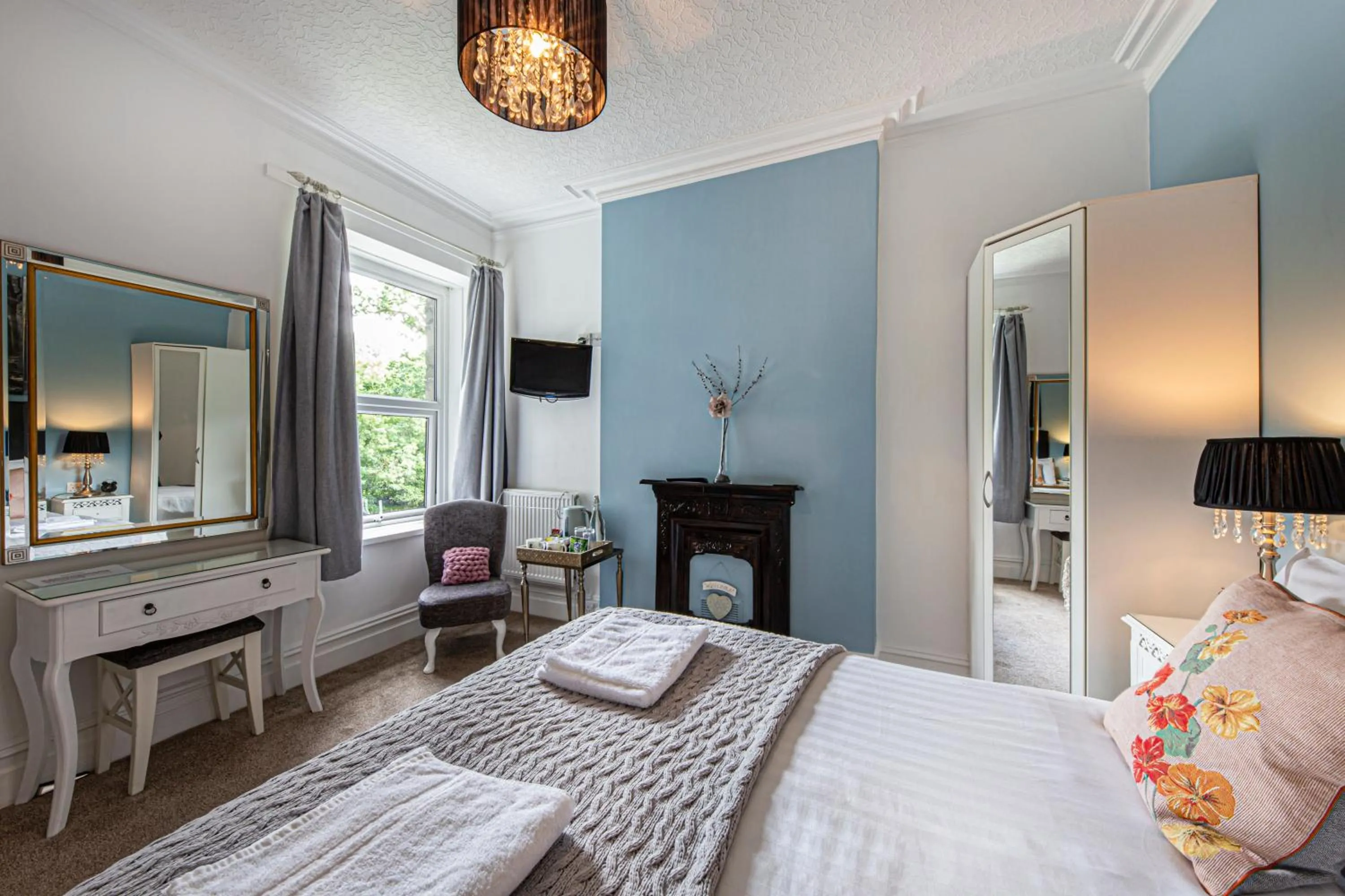 TV and multimedia, Bed in Afon View
