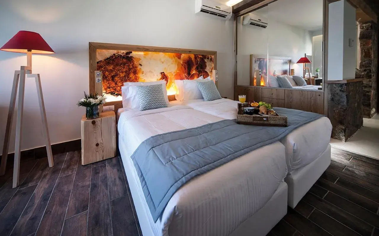 Double or Twin Room with Garden View in Elounda Orama Double or Twin Room with Garden View in Elounda Orama