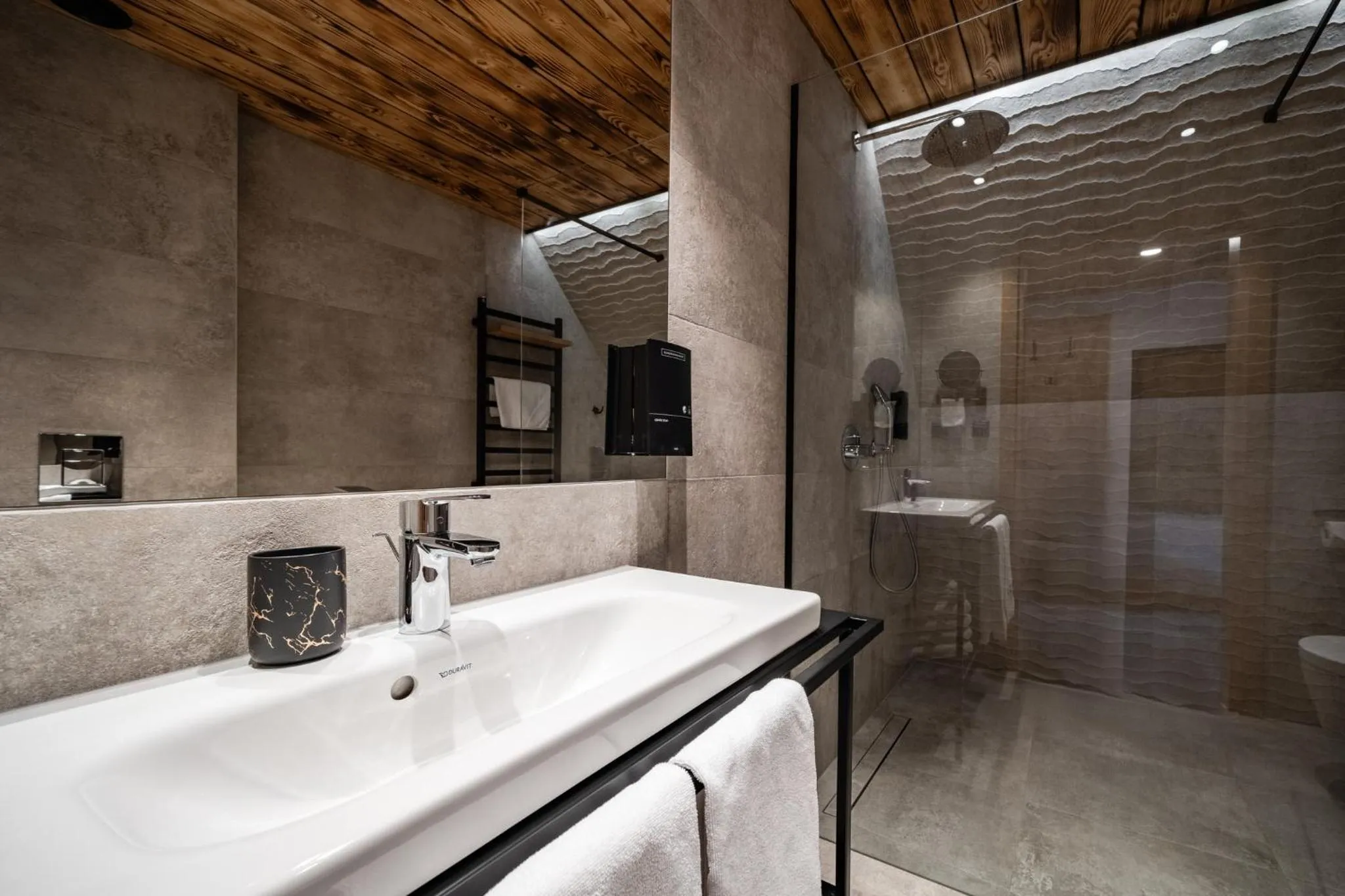 Bathroom in Hotel Litworowy Staw