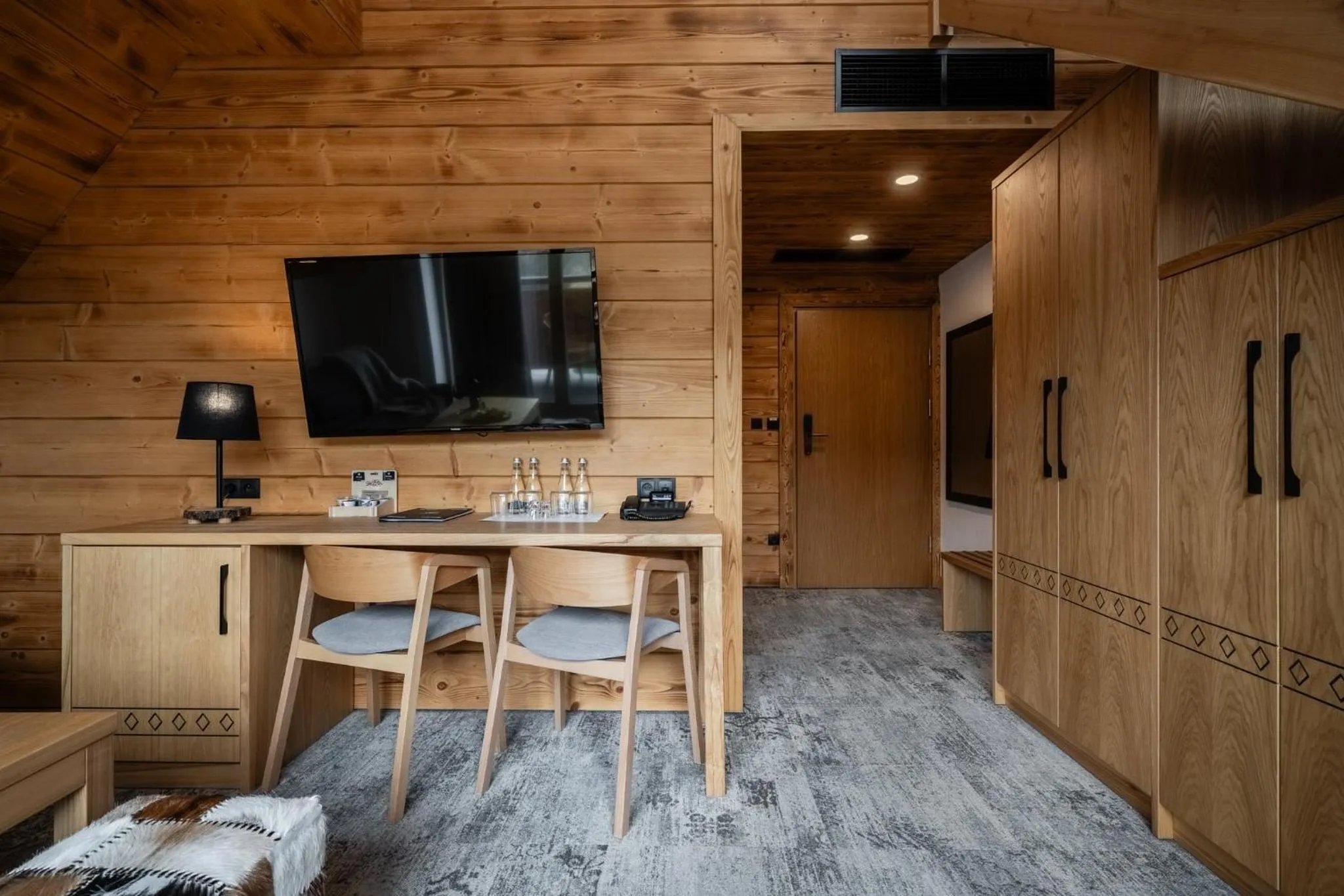 TV and multimedia in Hotel Litworowy Staw