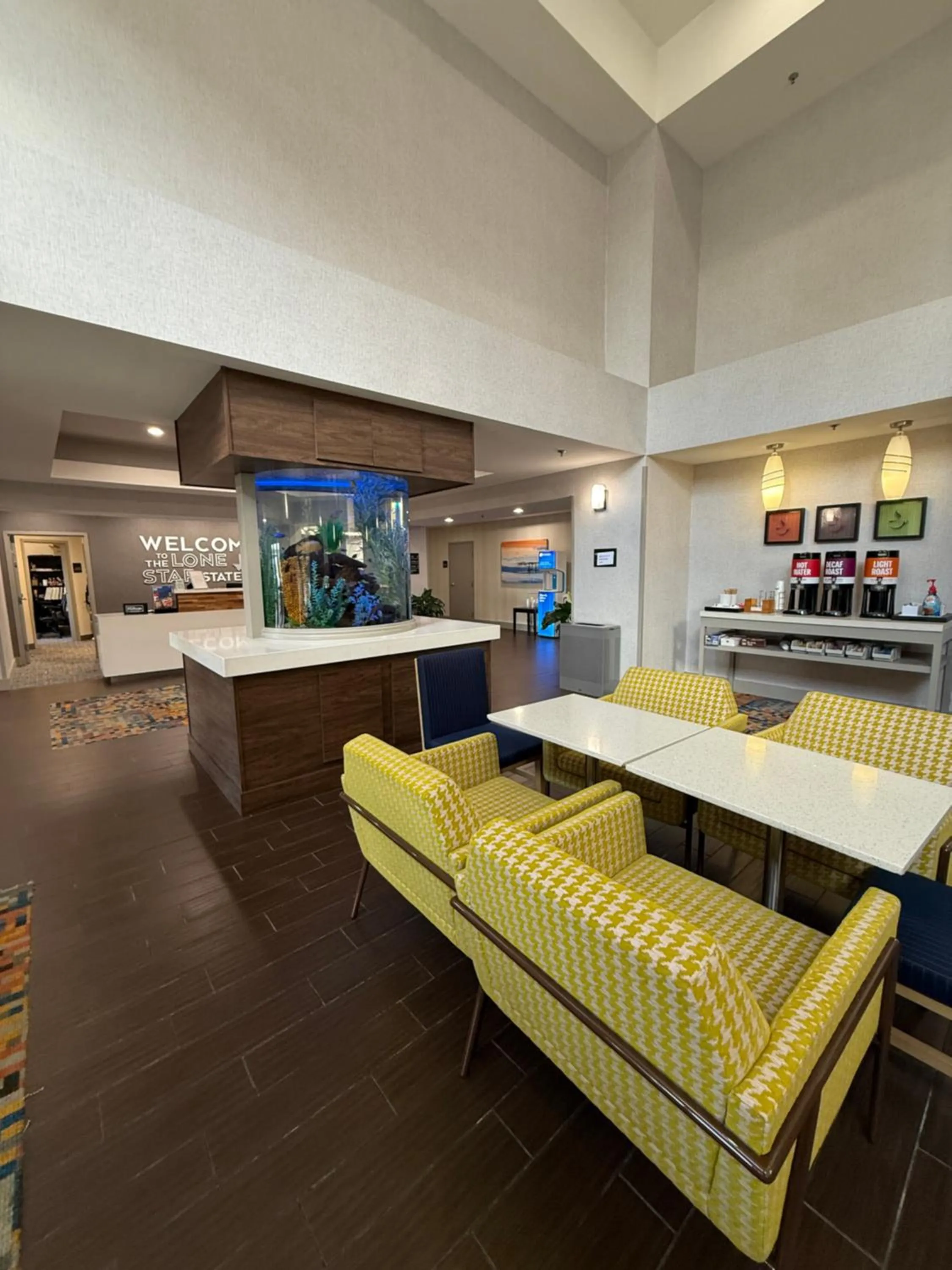 Breakfast in Hampton Inn & Suites Corpus Christi I-37 - Navigation Boulevard