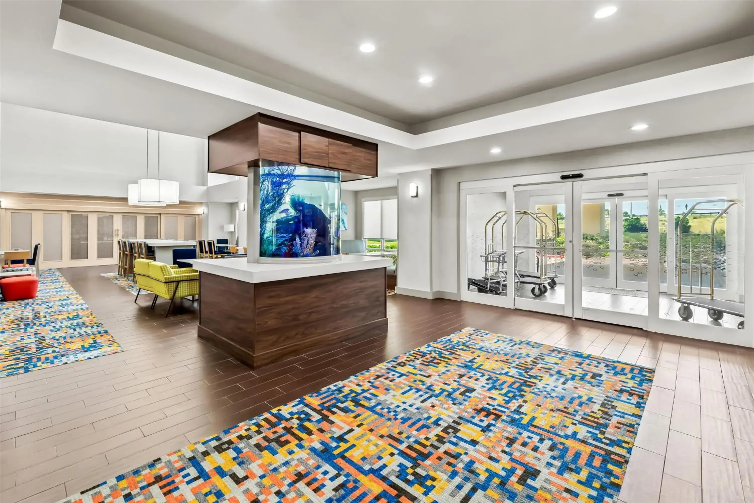 Lobby or reception, Bed in Hampton Inn & Suites Corpus Christi I-37 - Navigation Boulevard Lobby or reception, Bed in Hampton Inn & Suites Corpus Christi I-37 - Navigation Boulevard