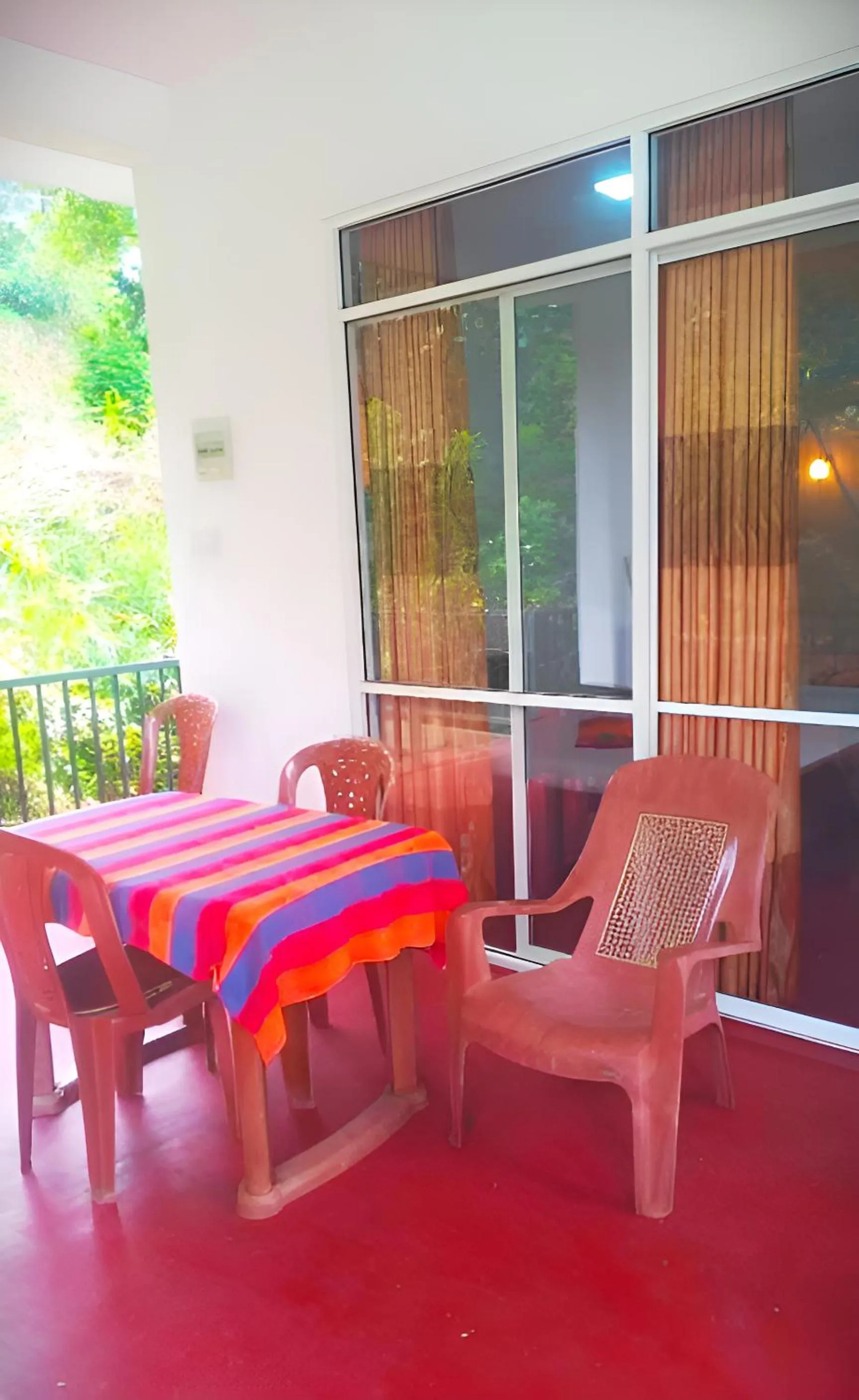Dining area in Senehas Homestay